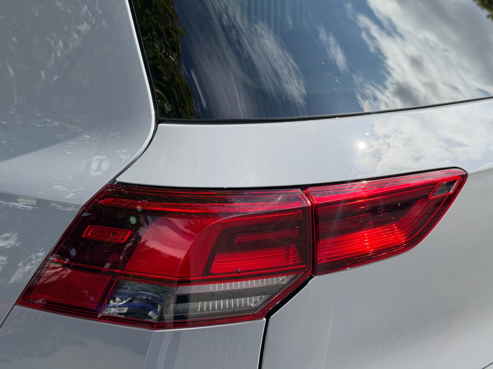 Volkswagen Golf - Image 37