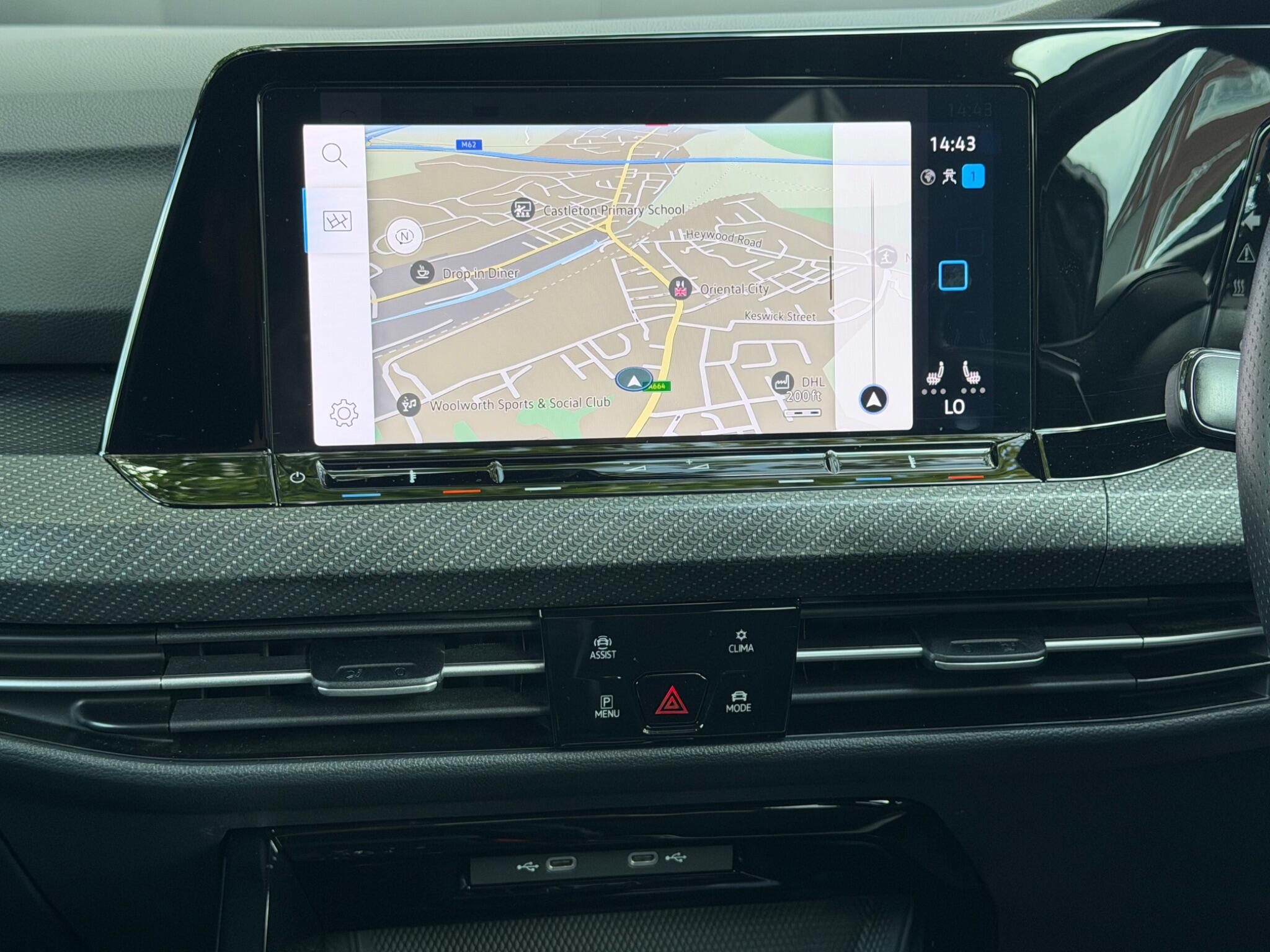 Volkswagen Golf - Image 39