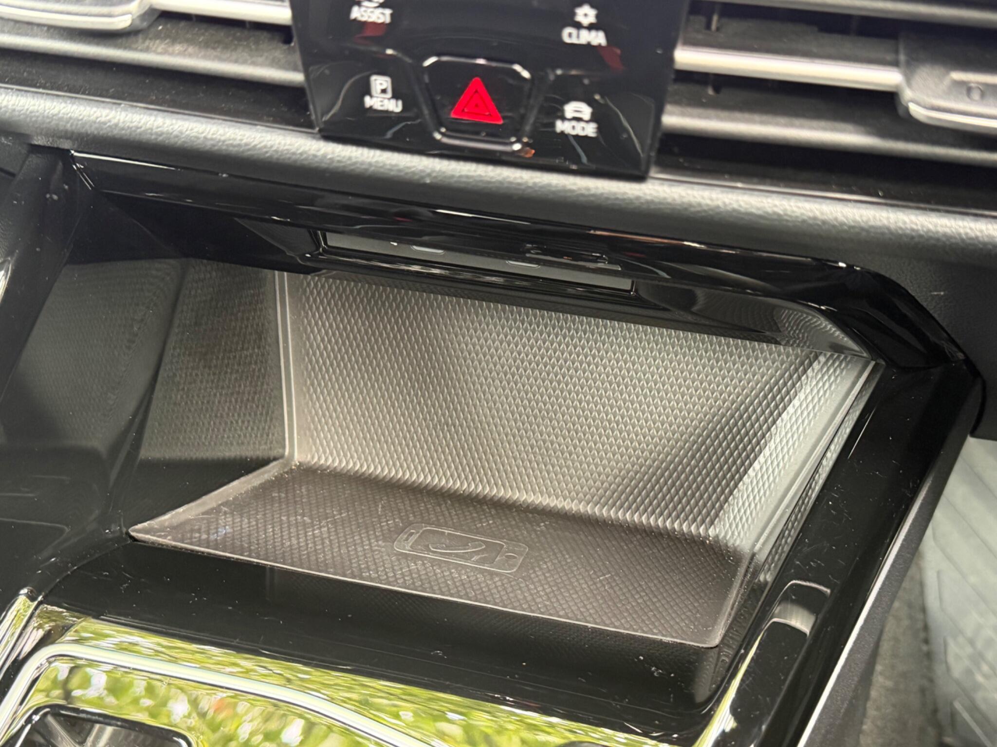 Volkswagen Golf - Image 65