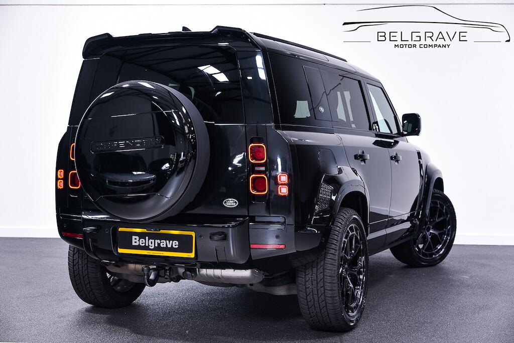 Land Rover Defender 110 - Image 3