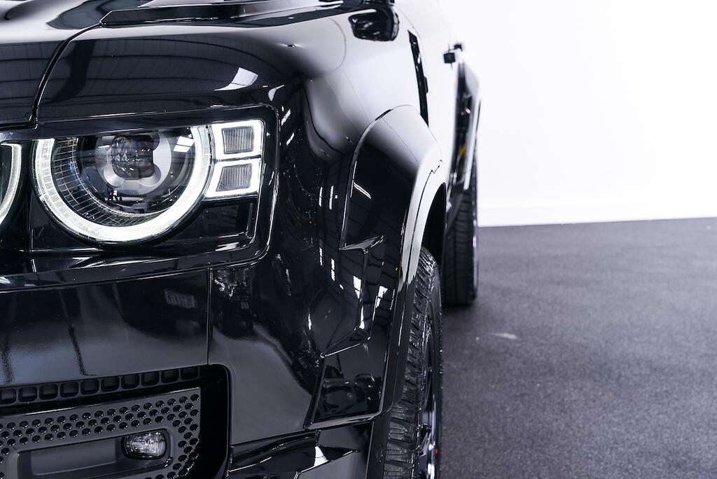Land Rover Defender 110 - Image 8
