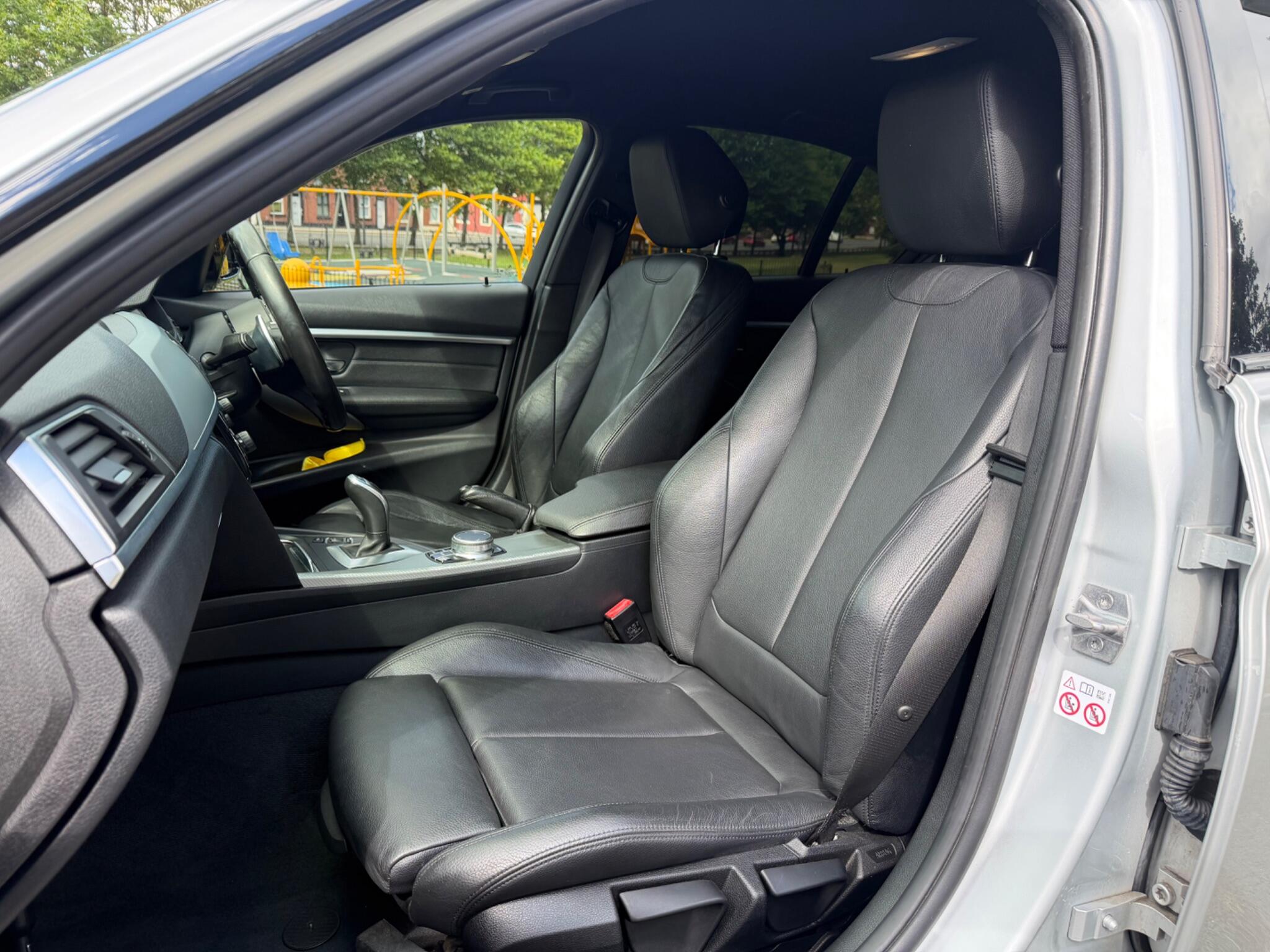 BMW 3 Series - Image 9