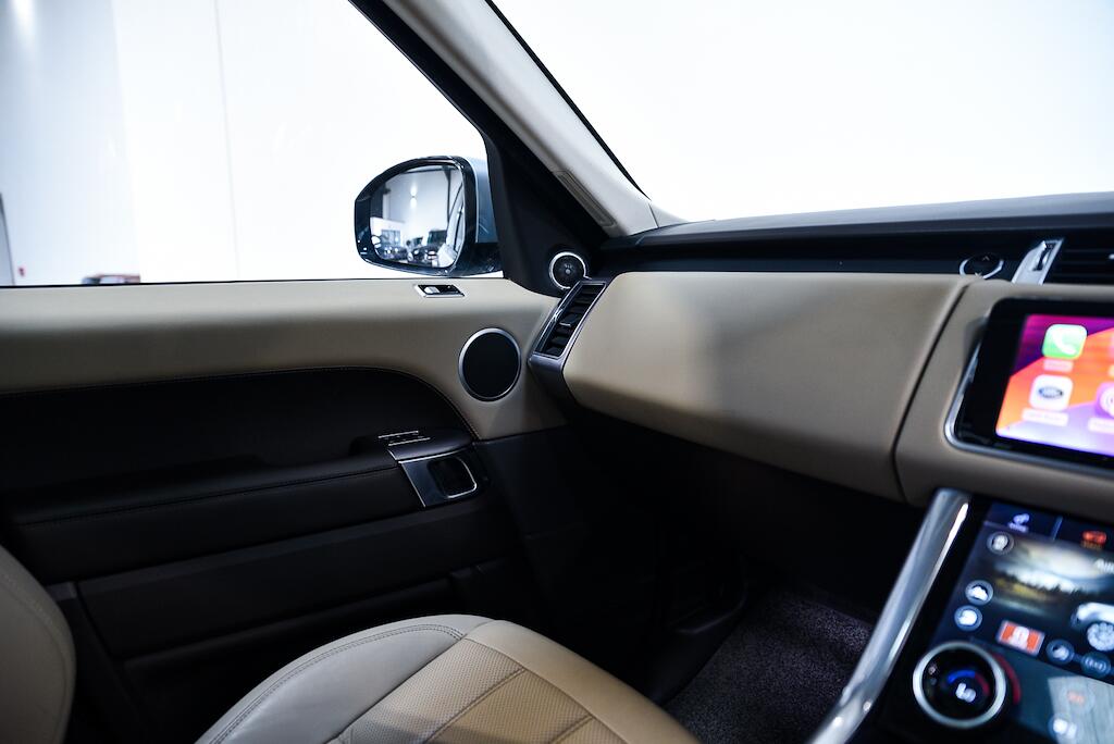 Land Rover RANGE ROVER SPORT - Image 16