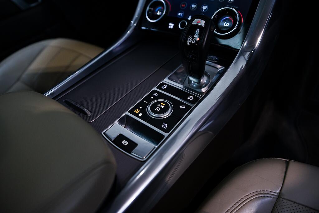 Land Rover RANGE ROVER SPORT - Image 17