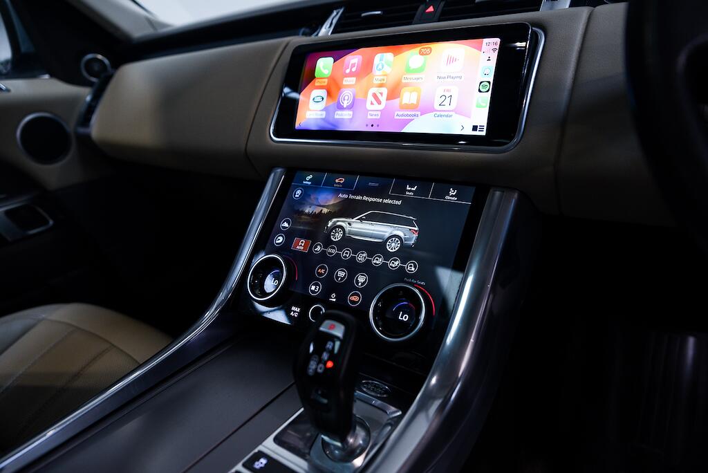 Land Rover RANGE ROVER SPORT - Image 18