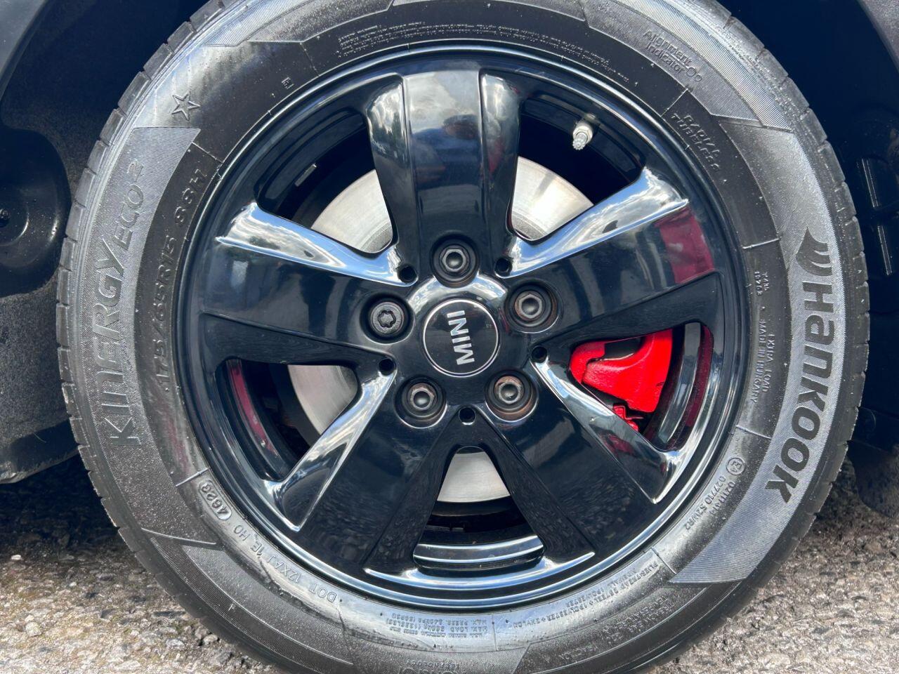 MINI Hatch - Image 4