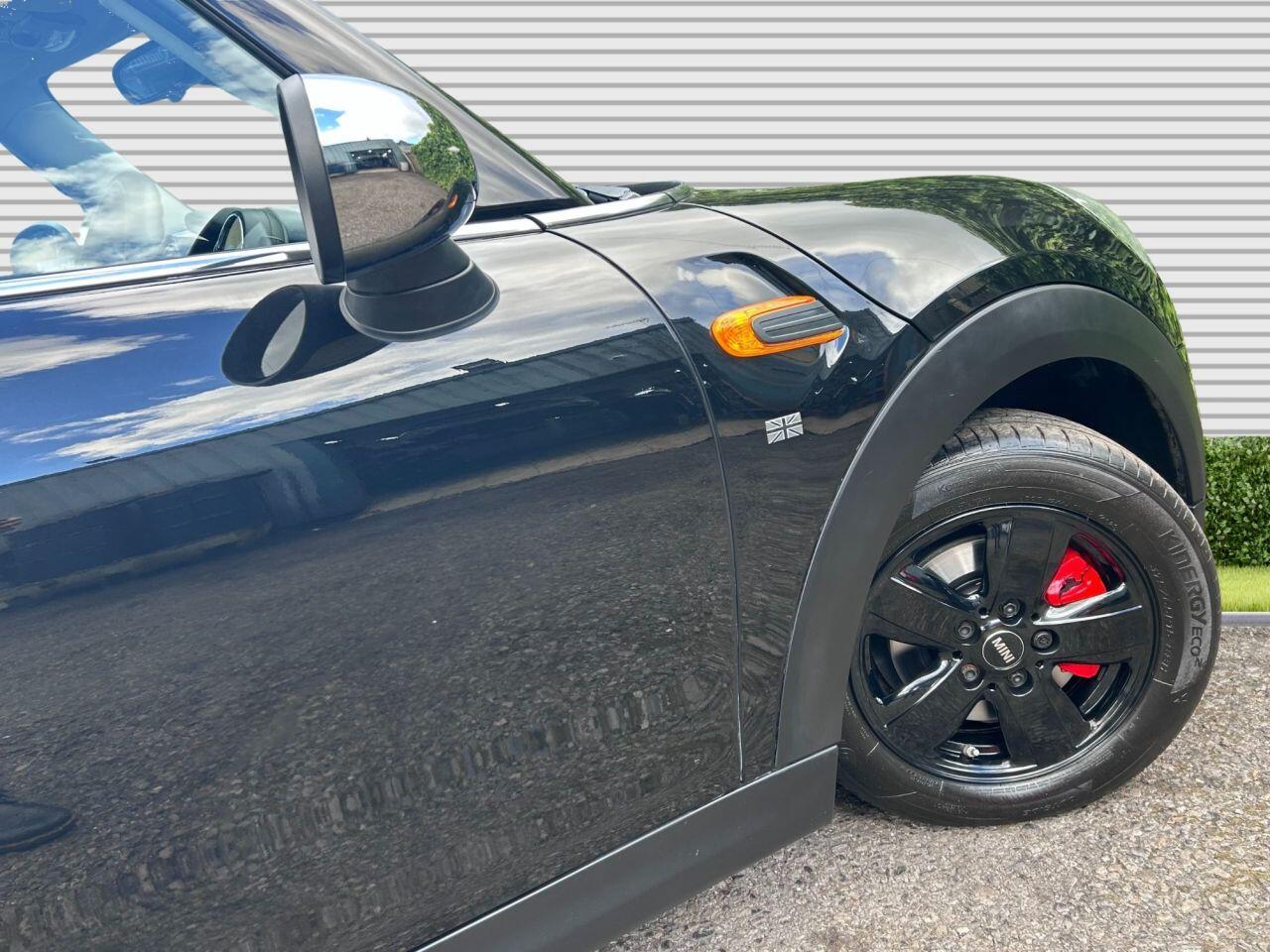 MINI Hatch - Image 16