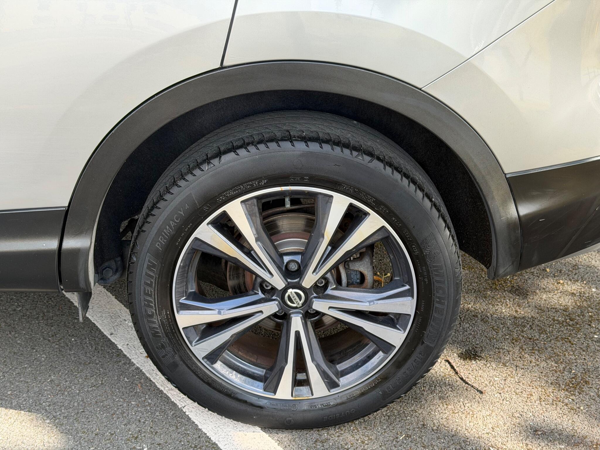 Nissan Qashqai - Image 13