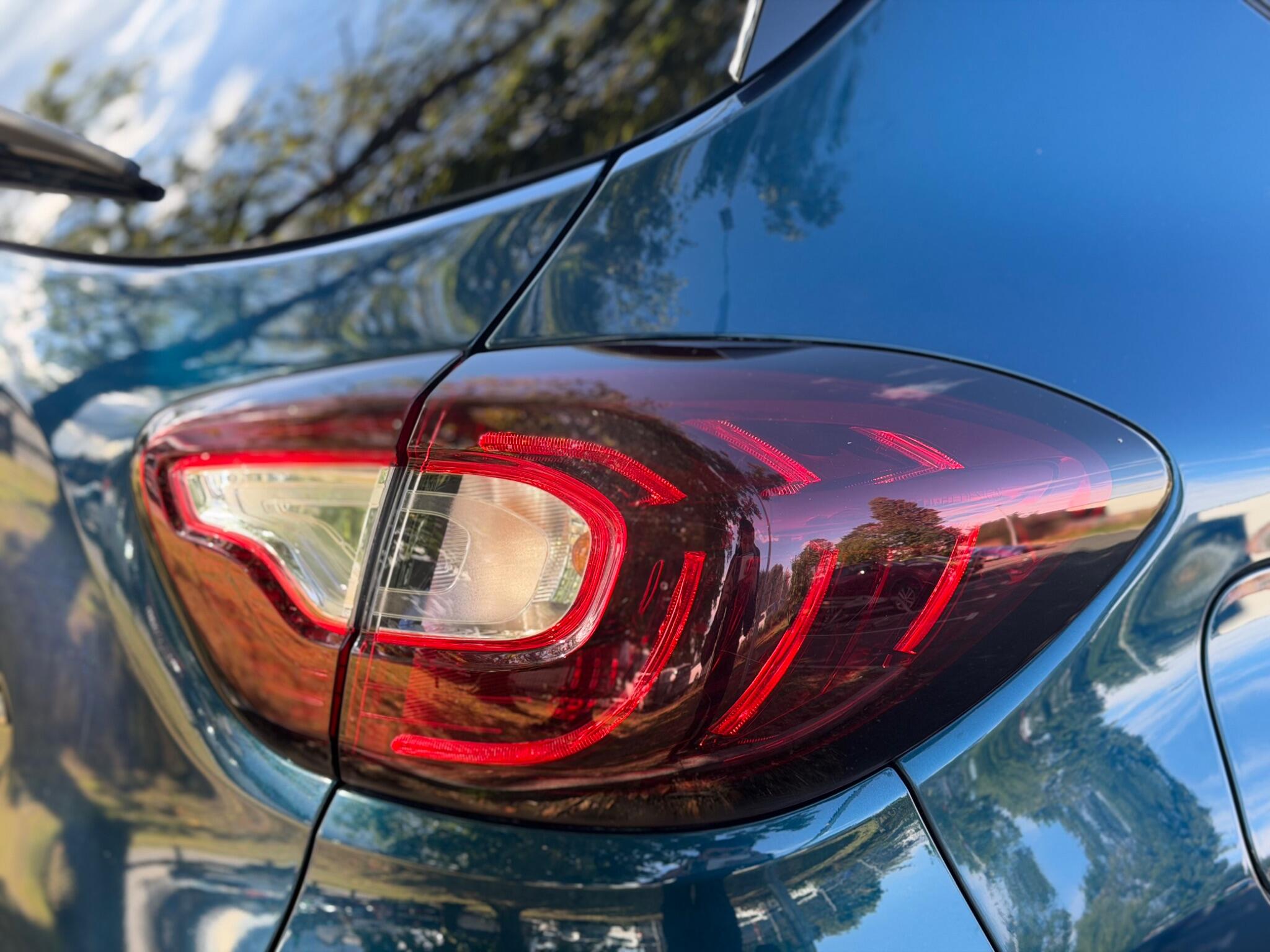 Renault Captur - Image 11