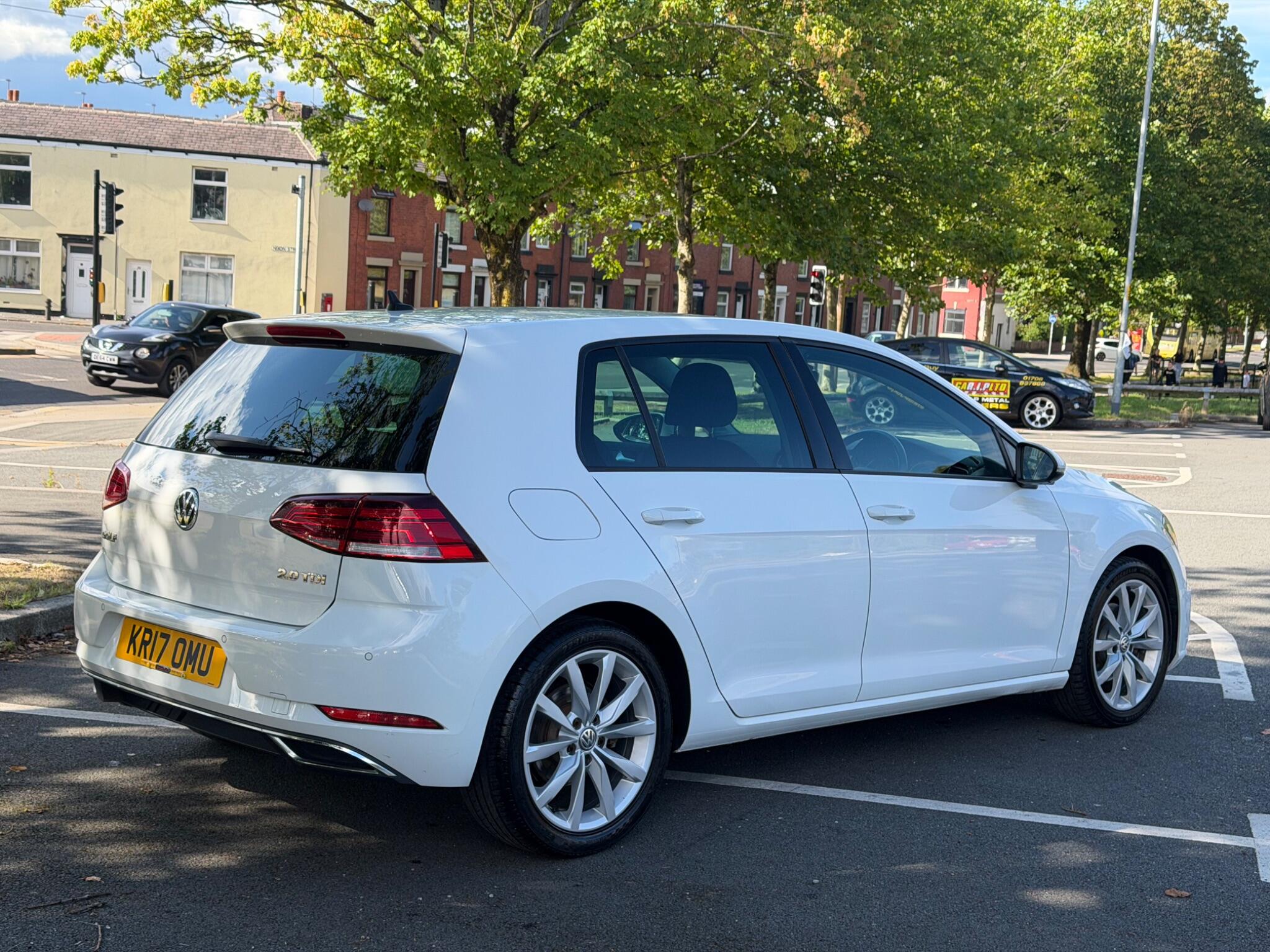 Volkswagen Golf - Image 5