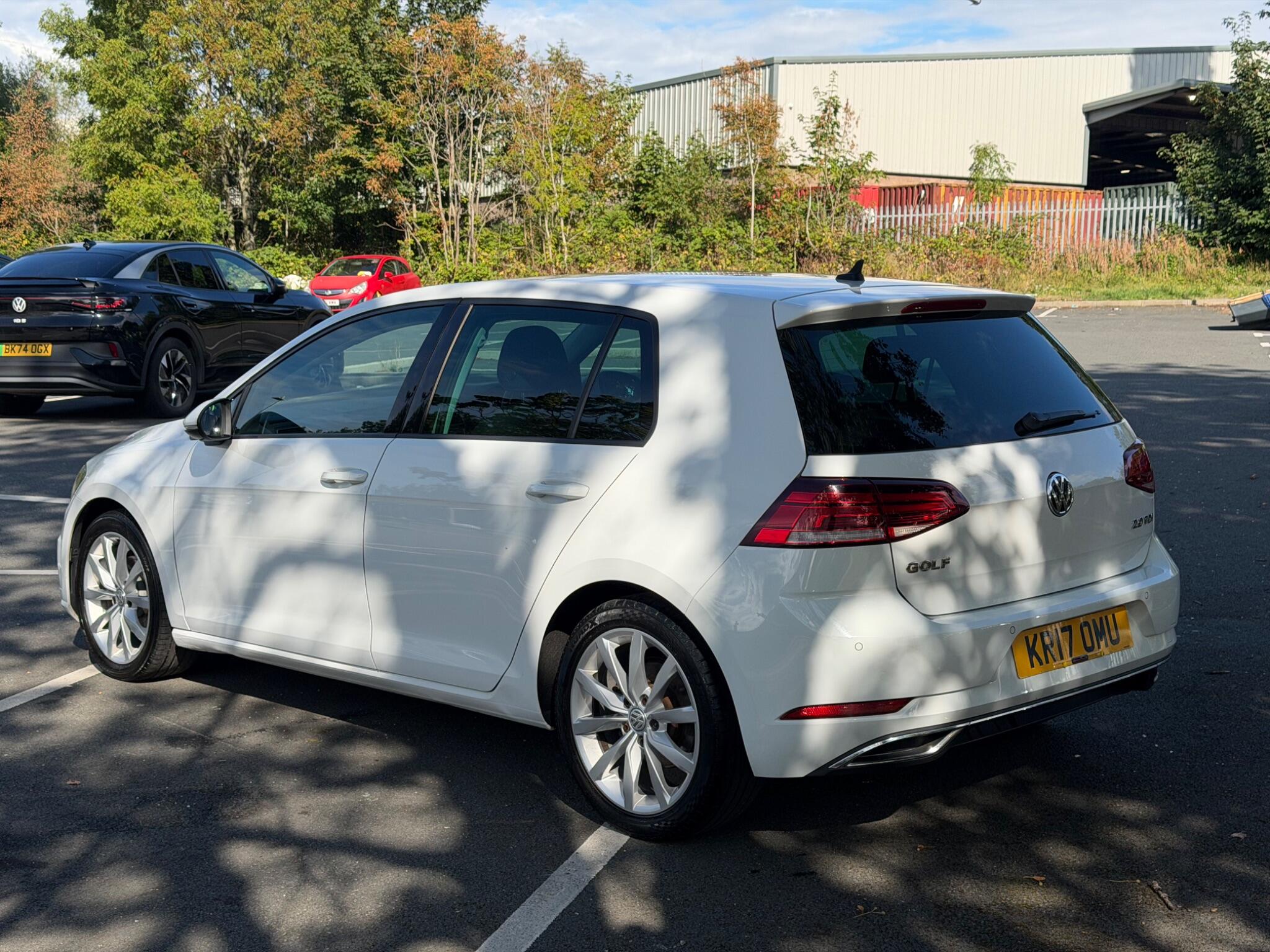 Volkswagen Golf - Image 7
