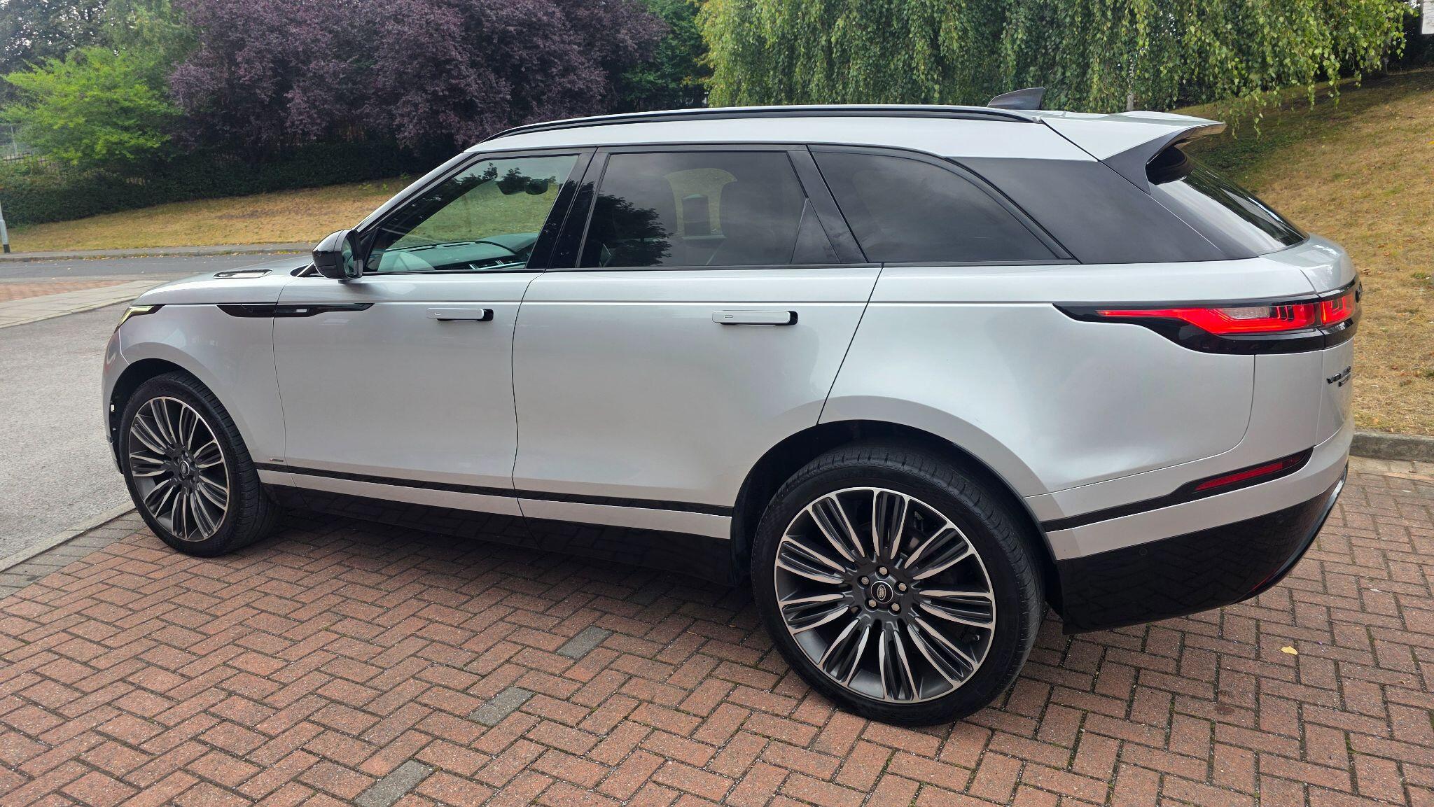 Land Rover Range Rover Velar - Image 14