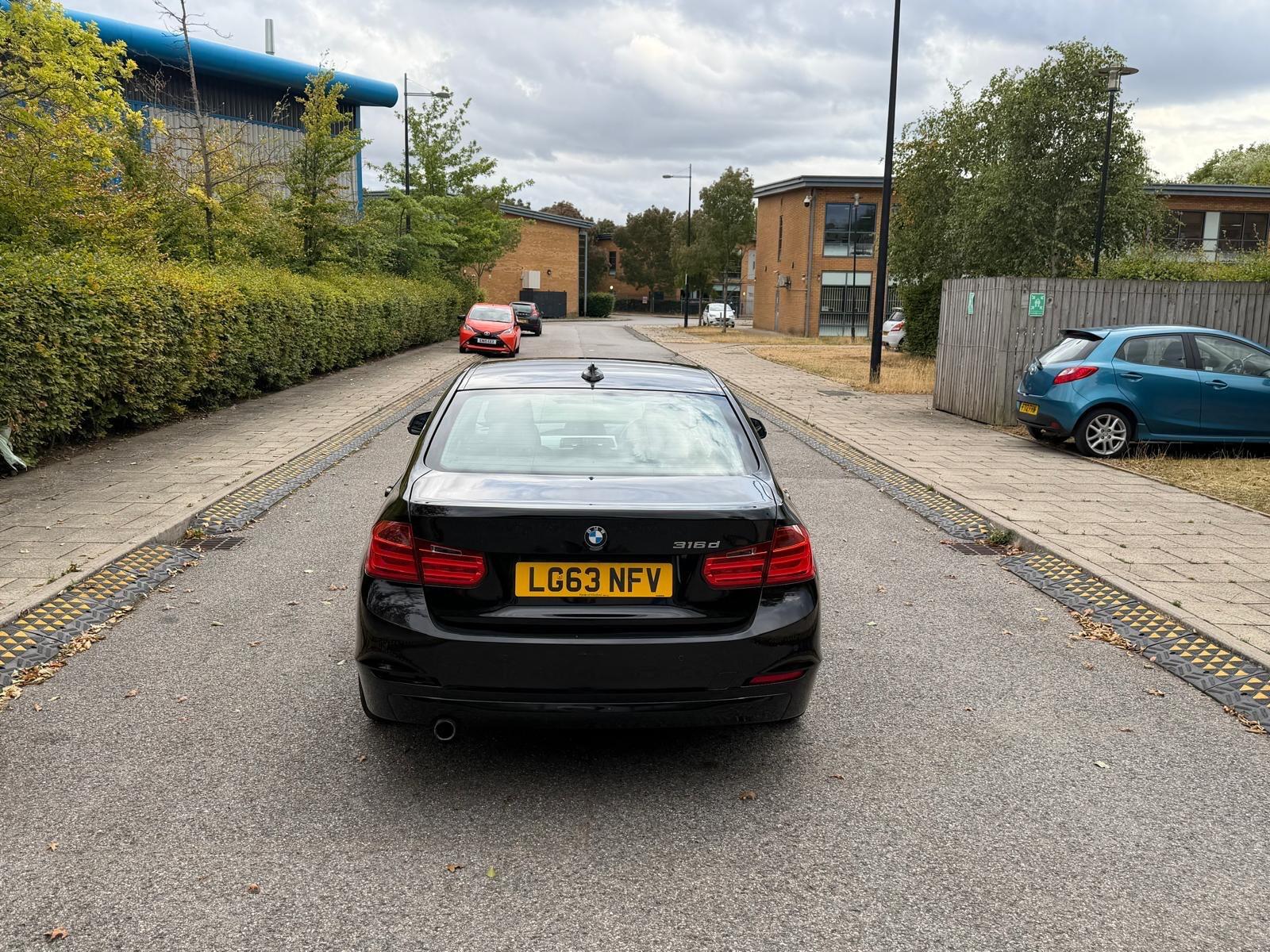 BMW 3 Series - Image 11