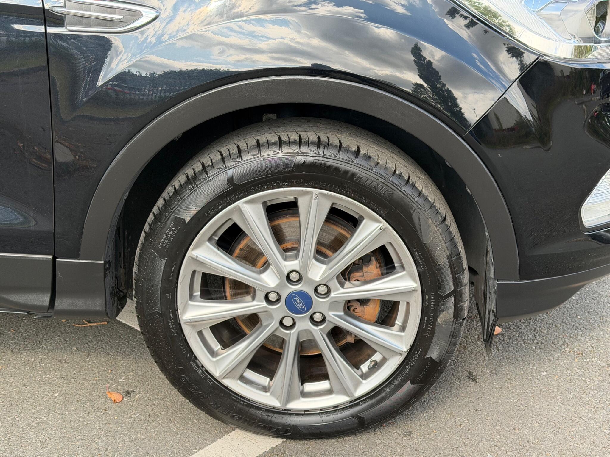 Ford Kuga - Image 8