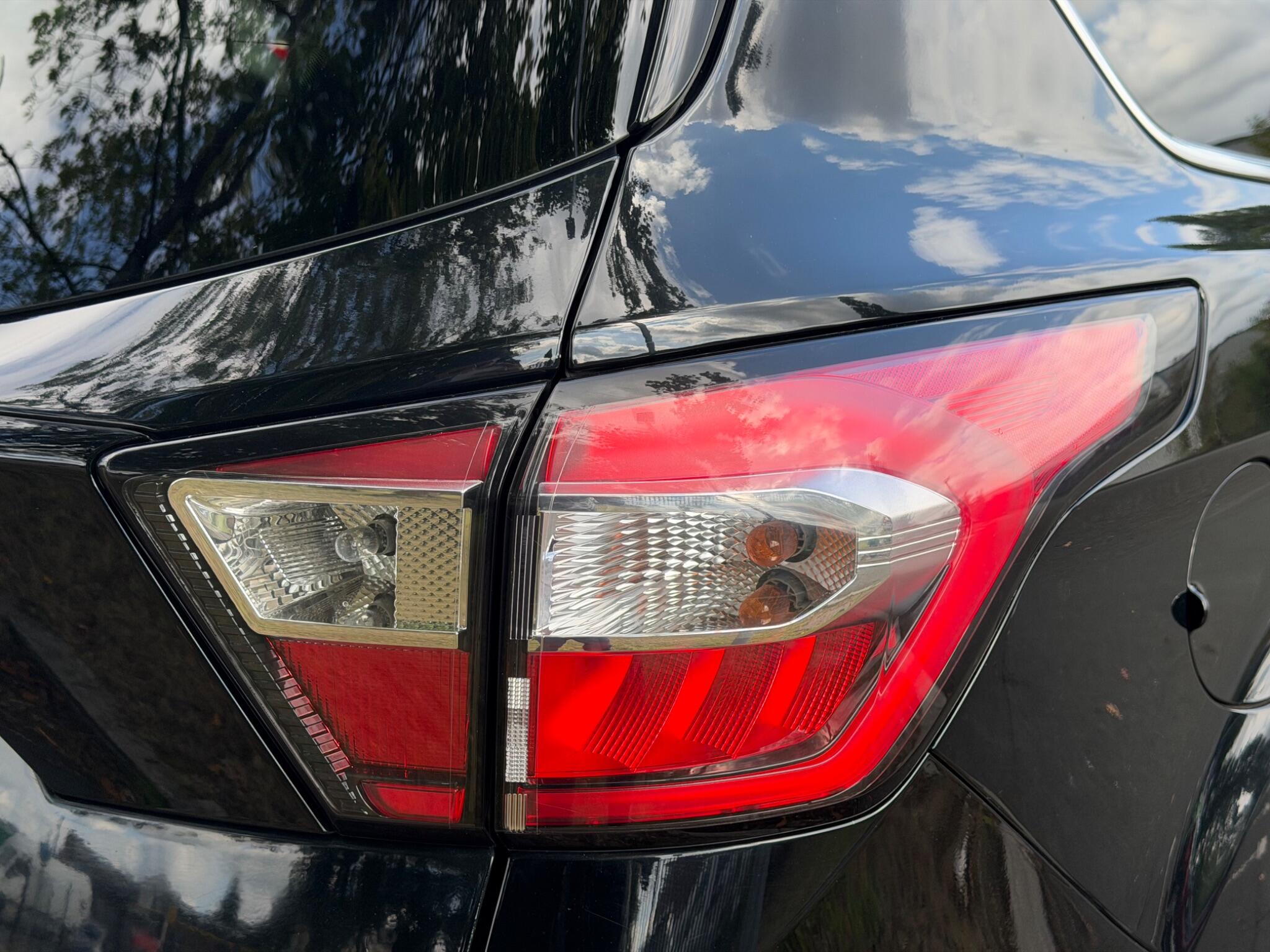 Ford Kuga - Image 11