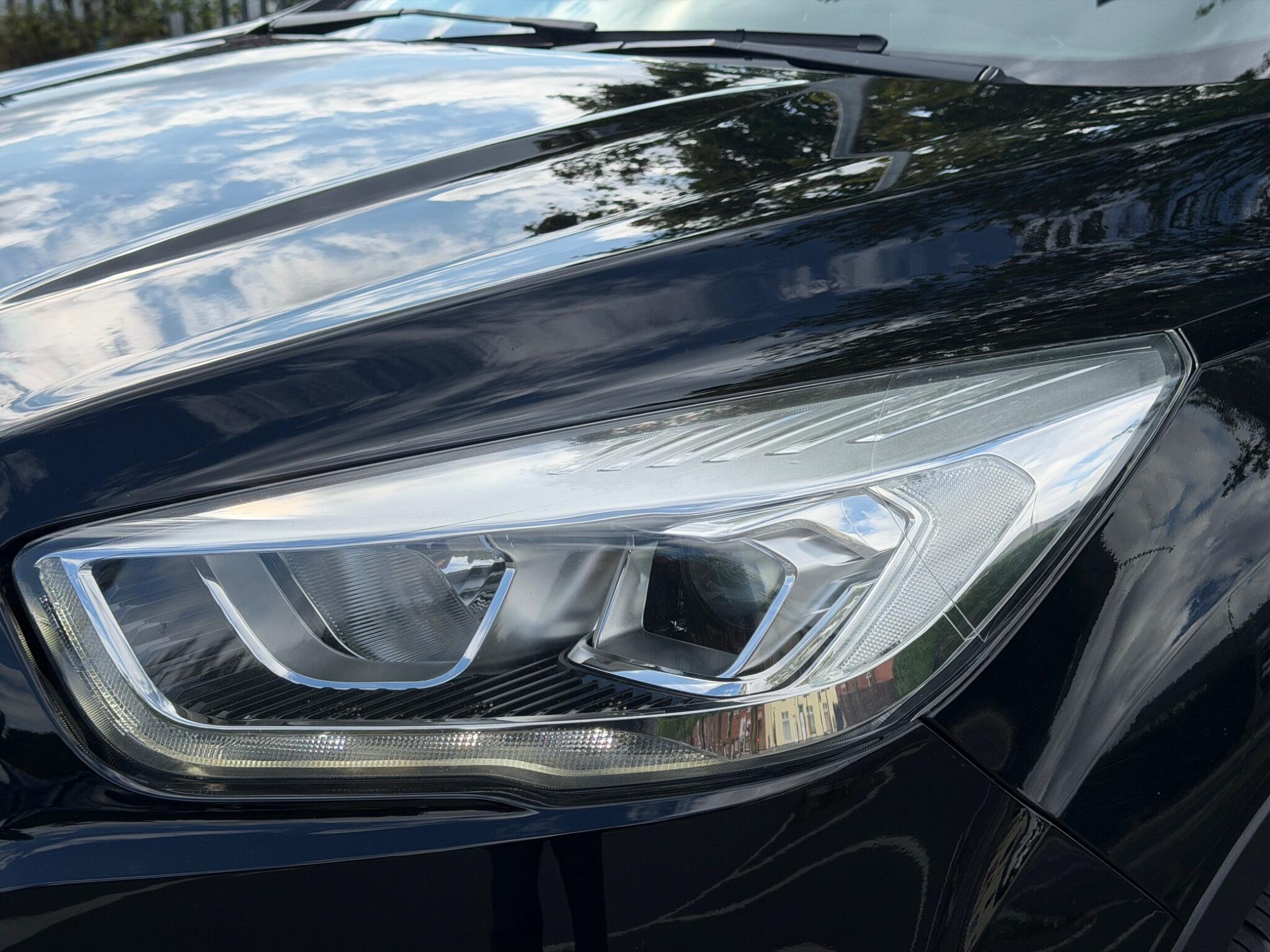 Ford Kuga - Image 14
