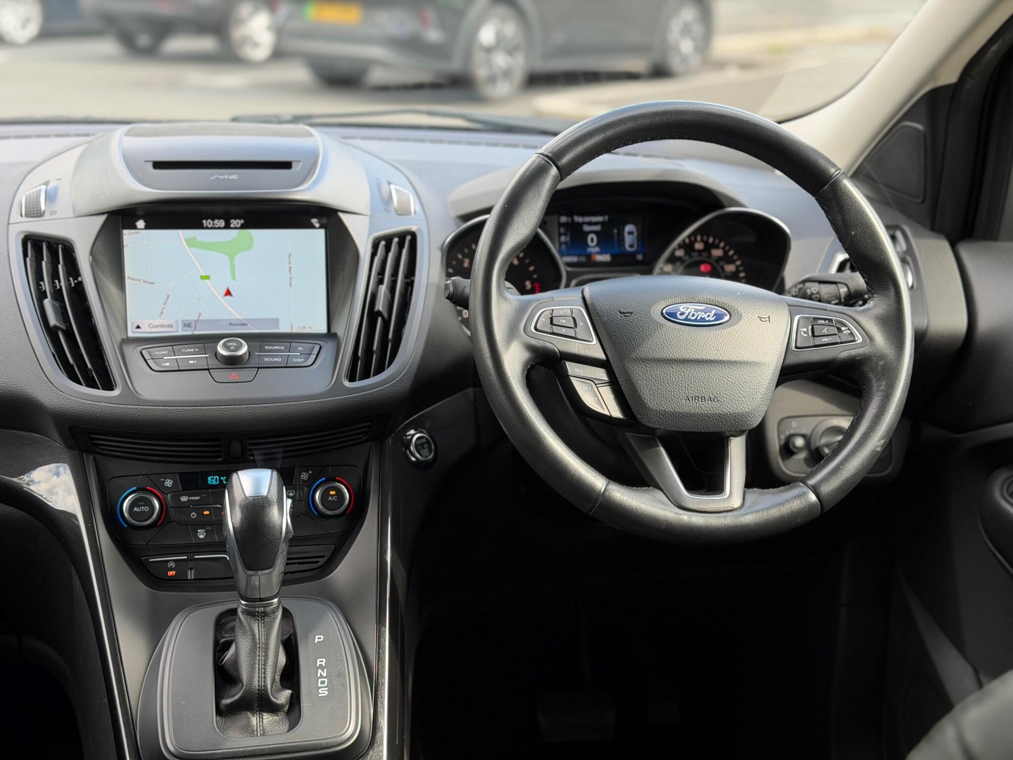 Ford Kuga - Image 23