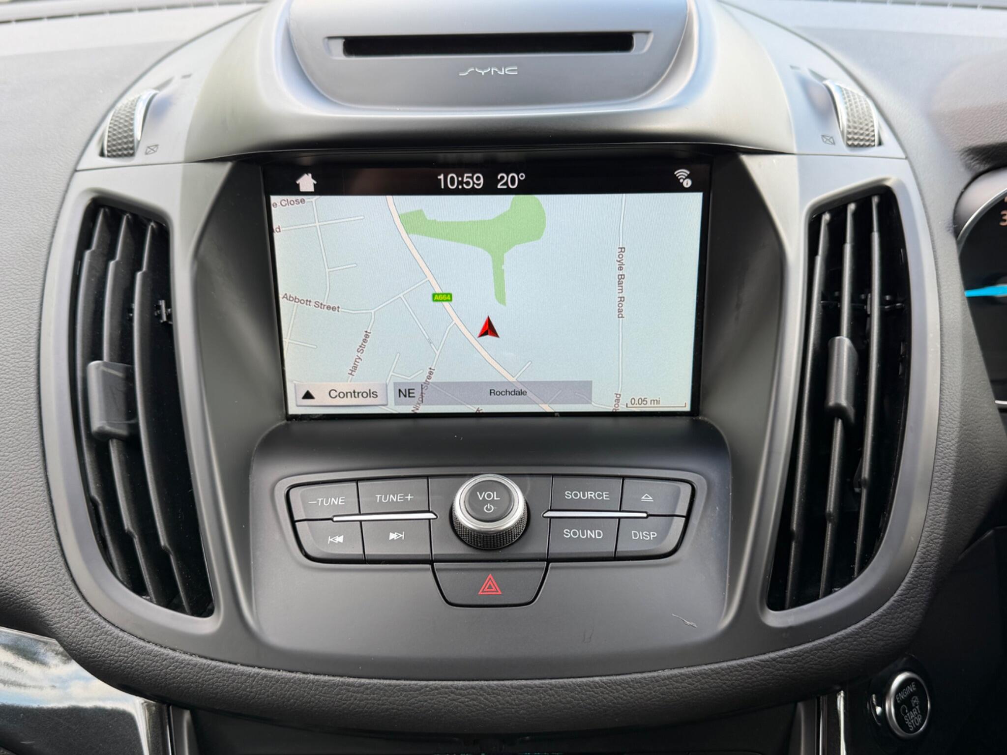 Ford Kuga - Image 27