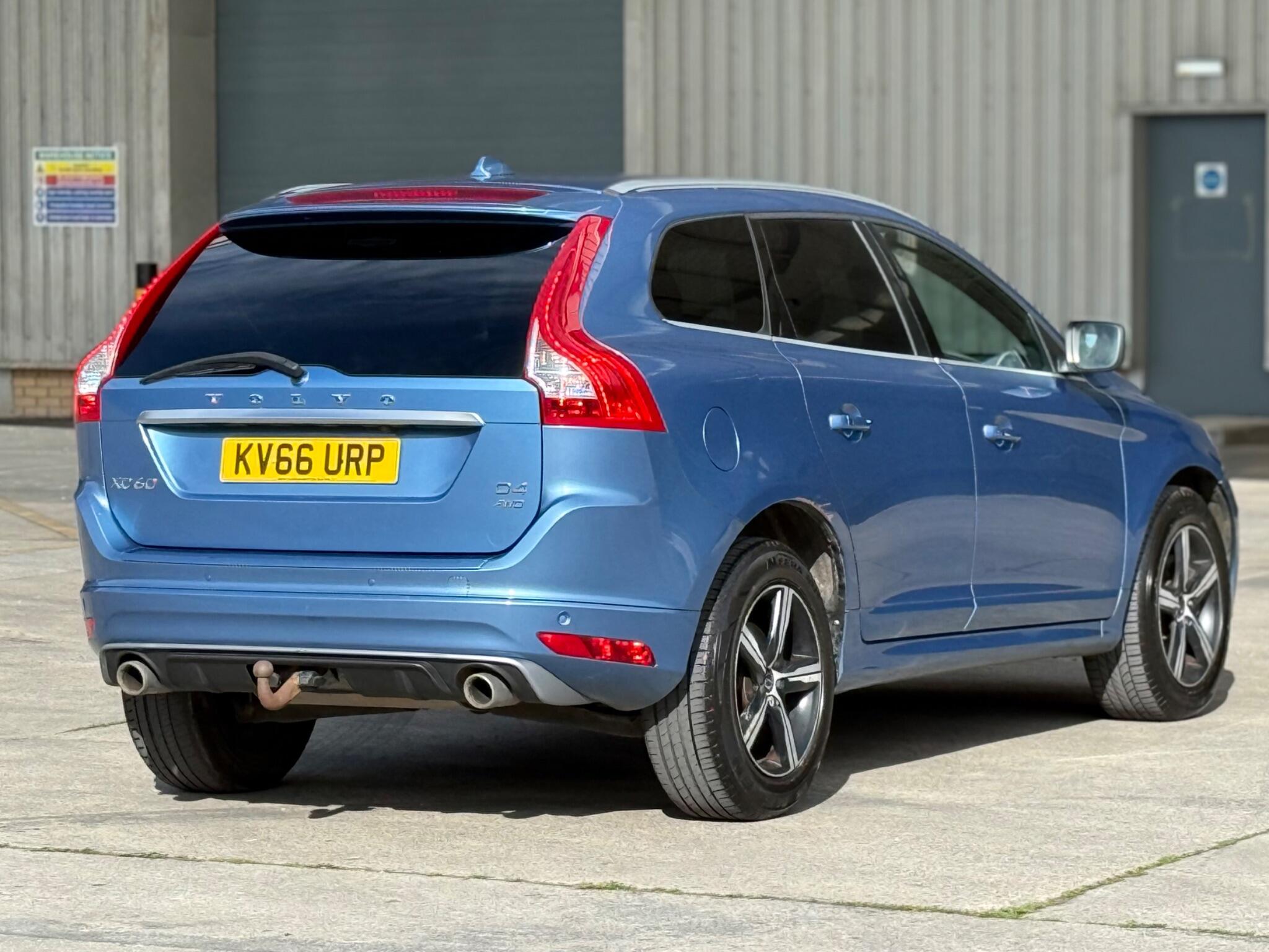 Volvo XC60 - Image 17