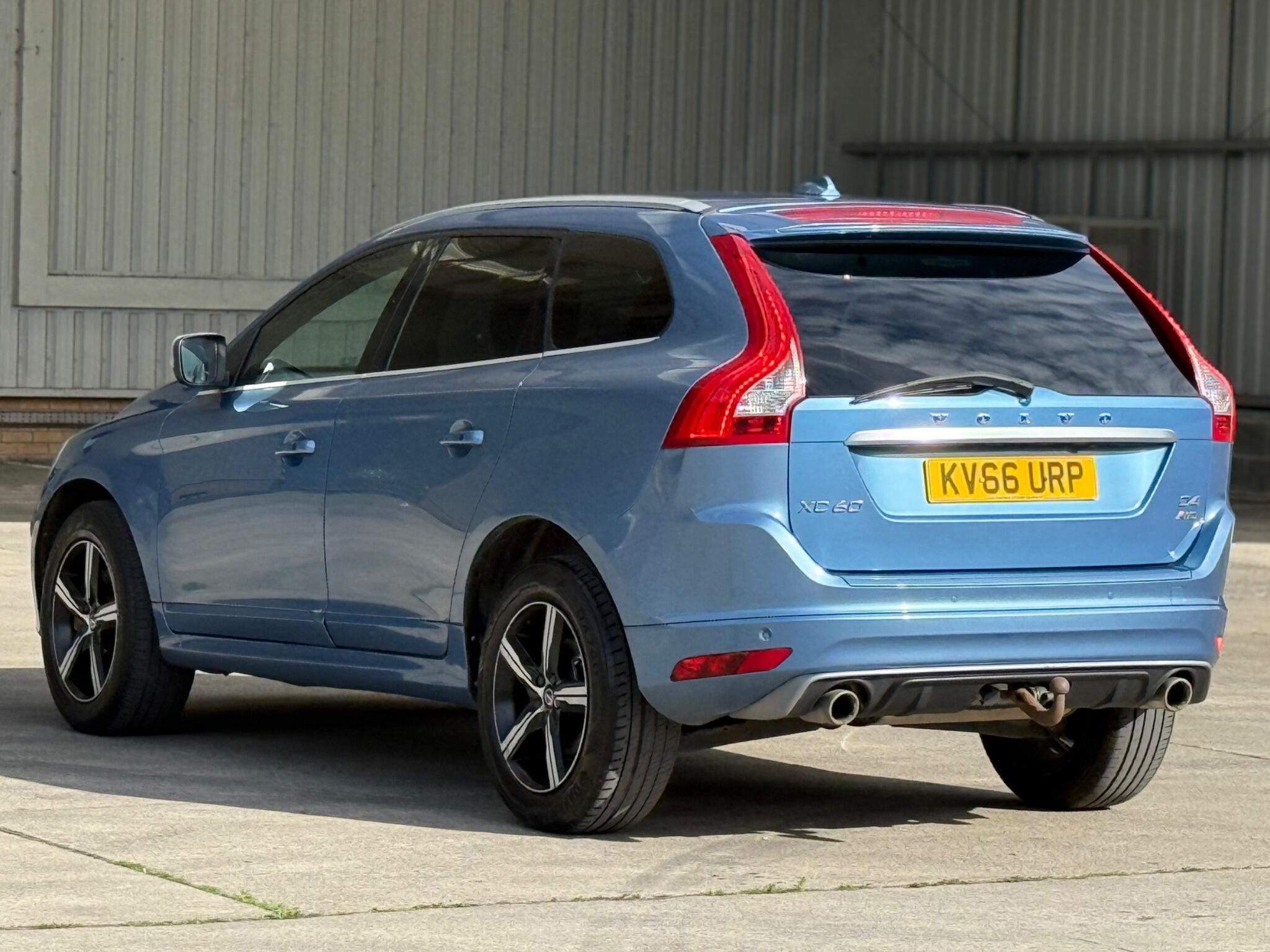Volvo XC60 - Image 18
