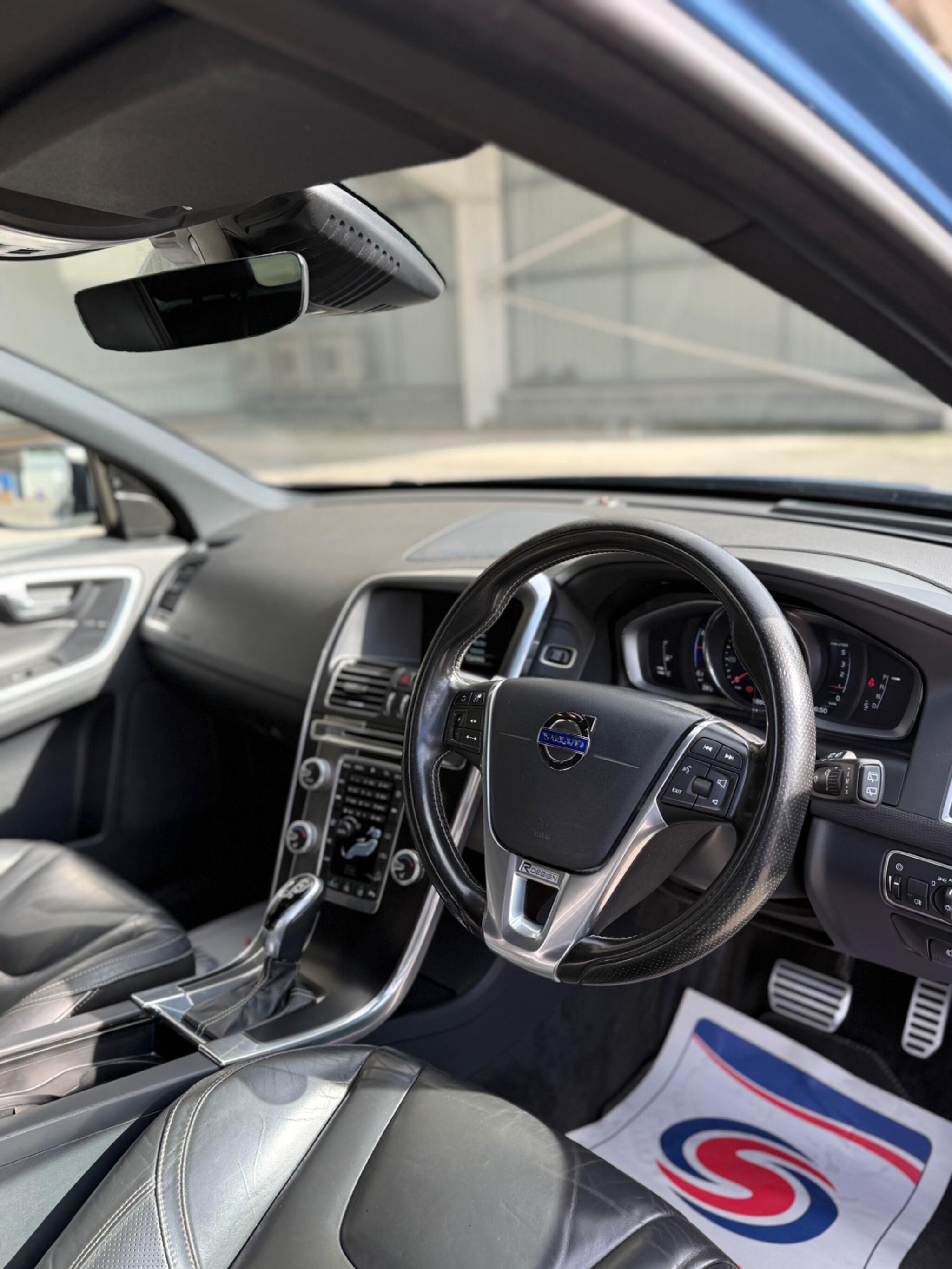 Volvo XC60 - Image 20