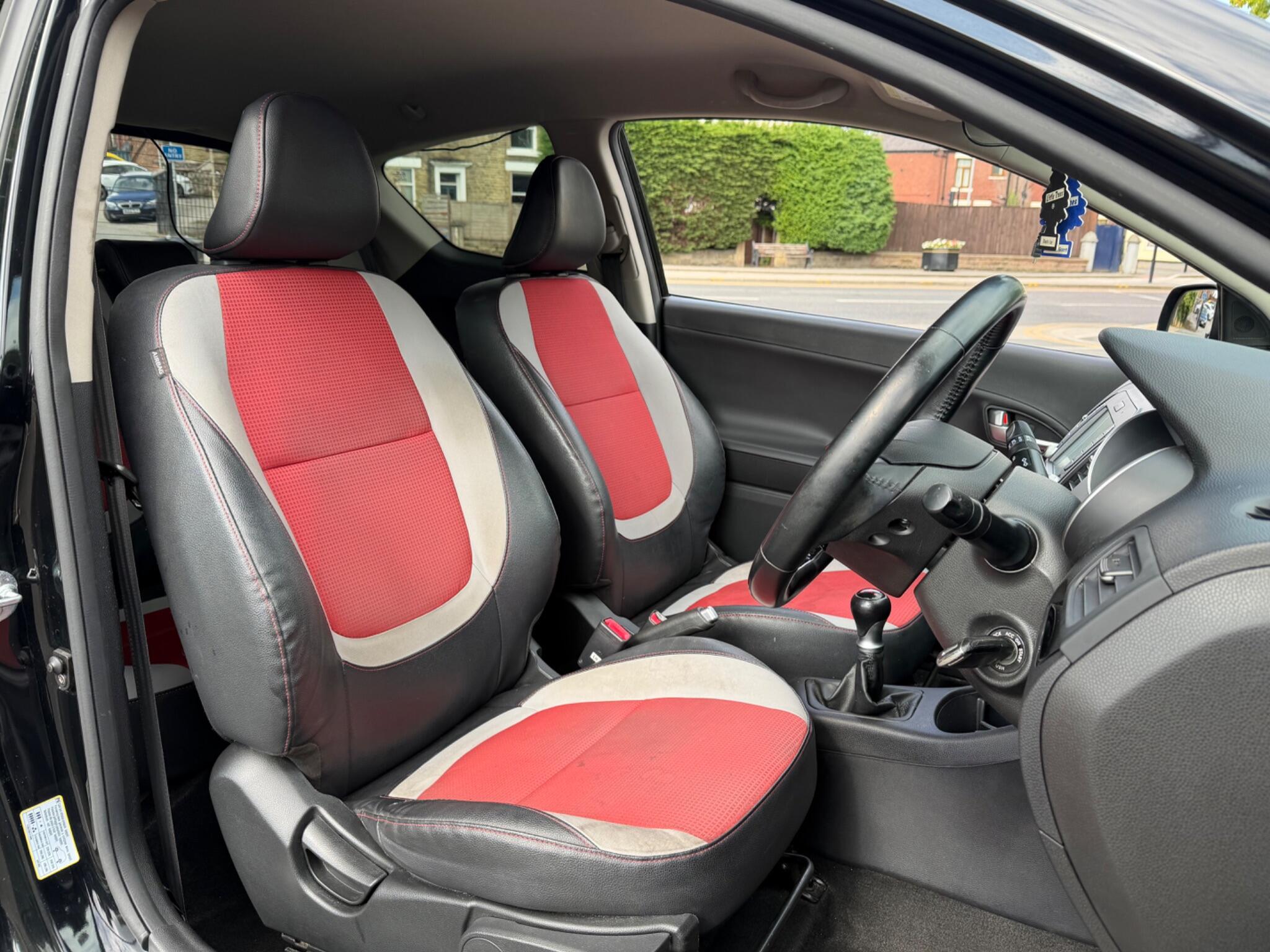 Kia Picanto - Image 22