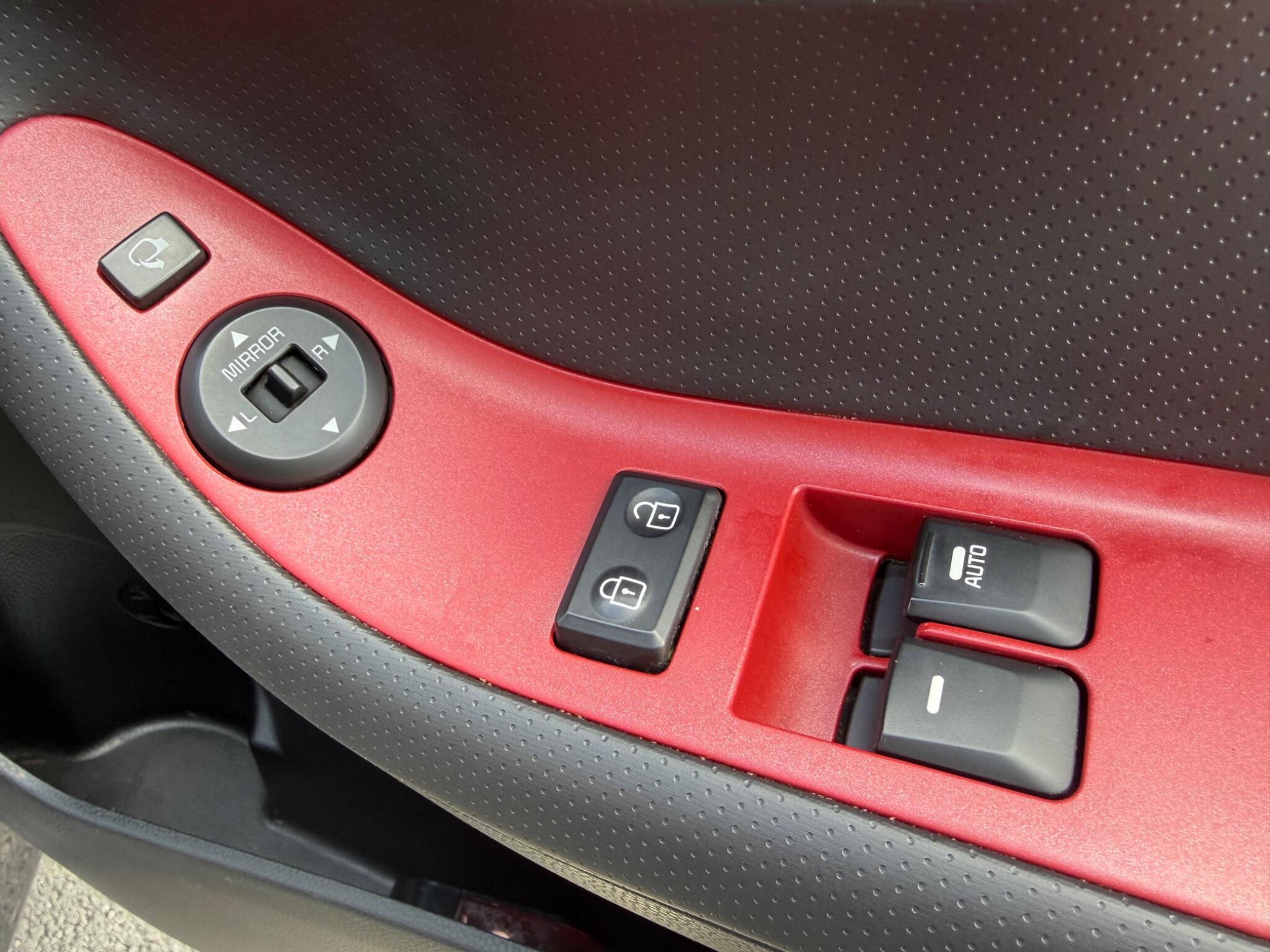 Kia Picanto - Image 26