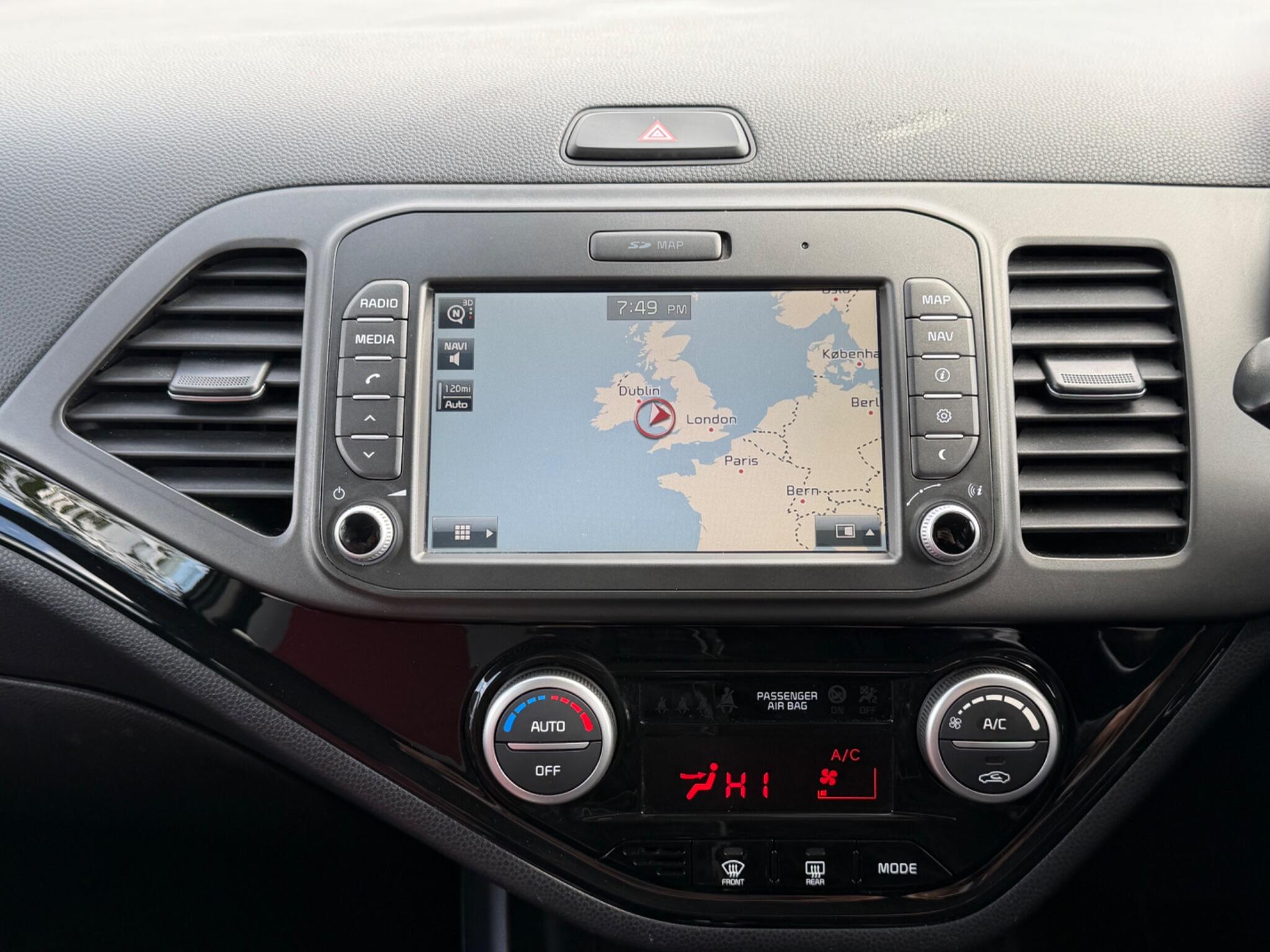 Kia Picanto - Image 35