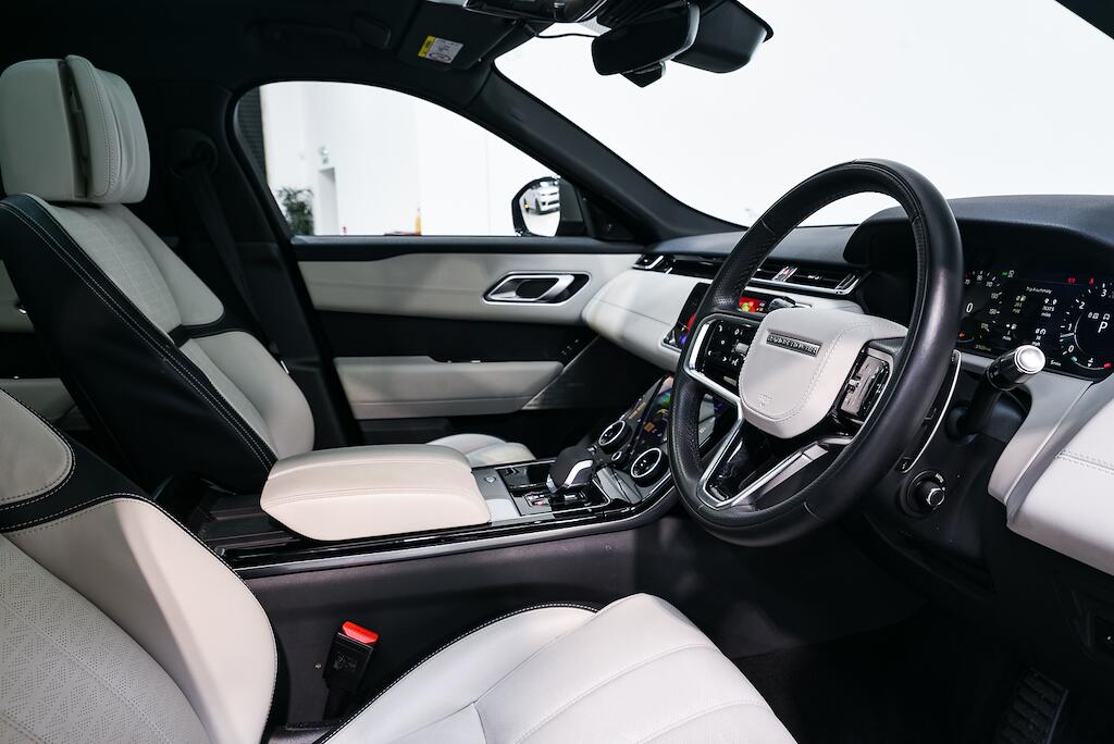 Land Rover Range Rover Velar - Image 10