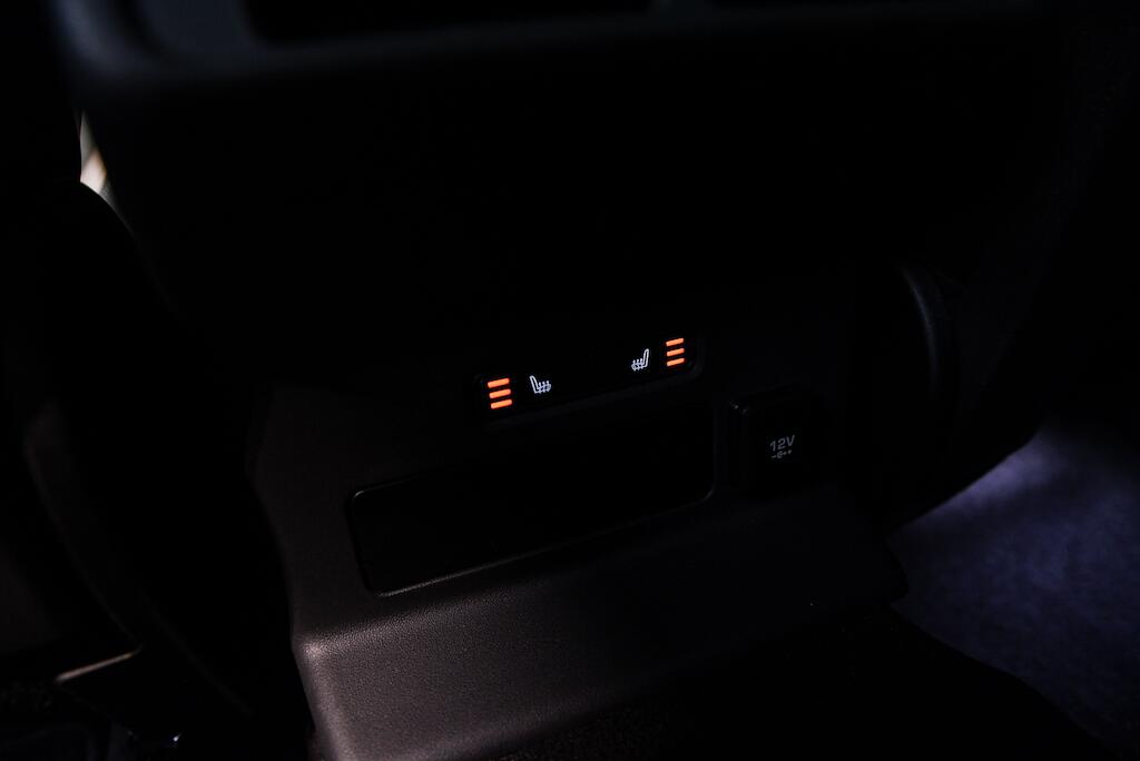 Land Rover Range Rover Velar - Image 16