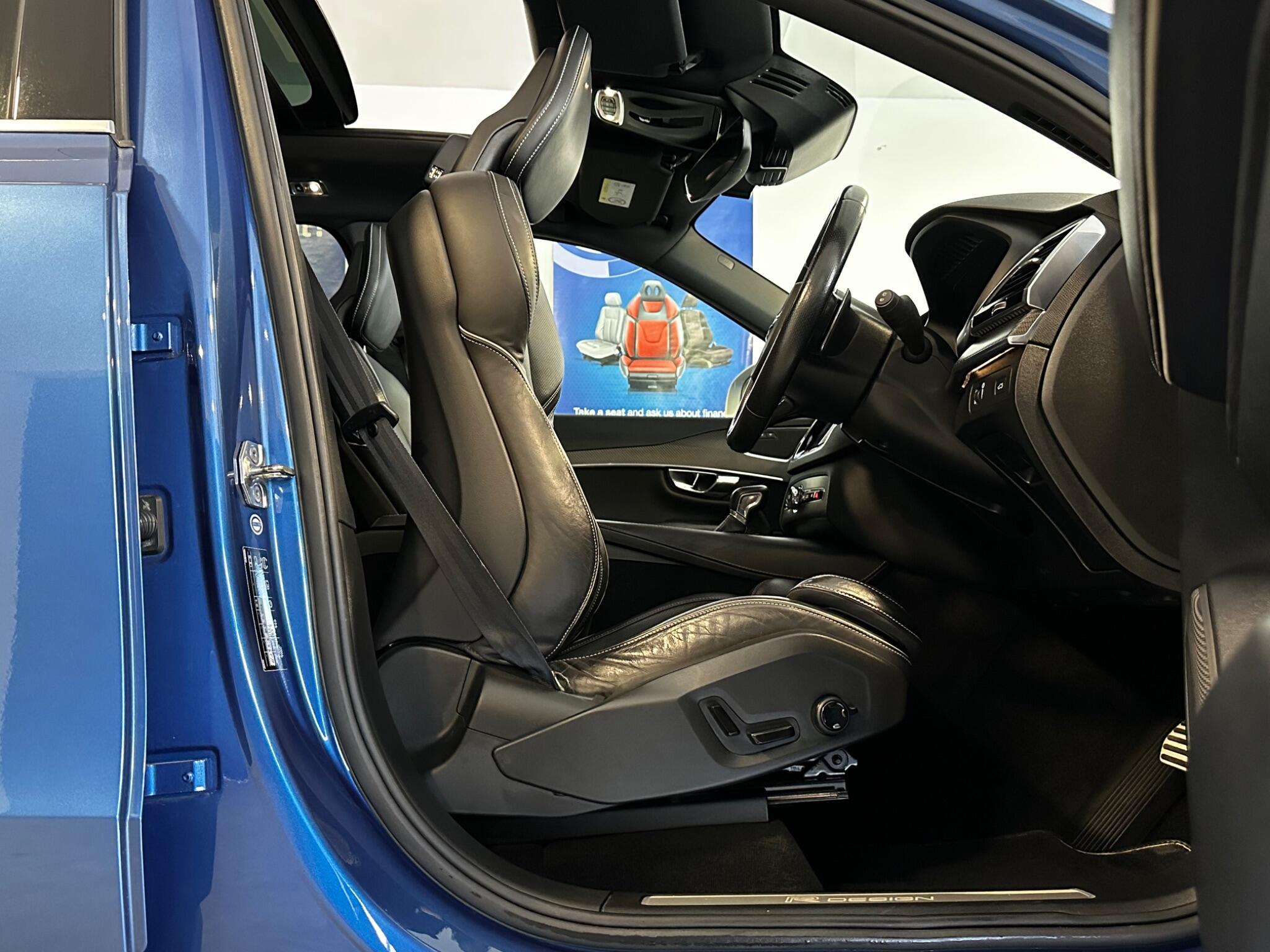 Volvo XC90 - Image 3