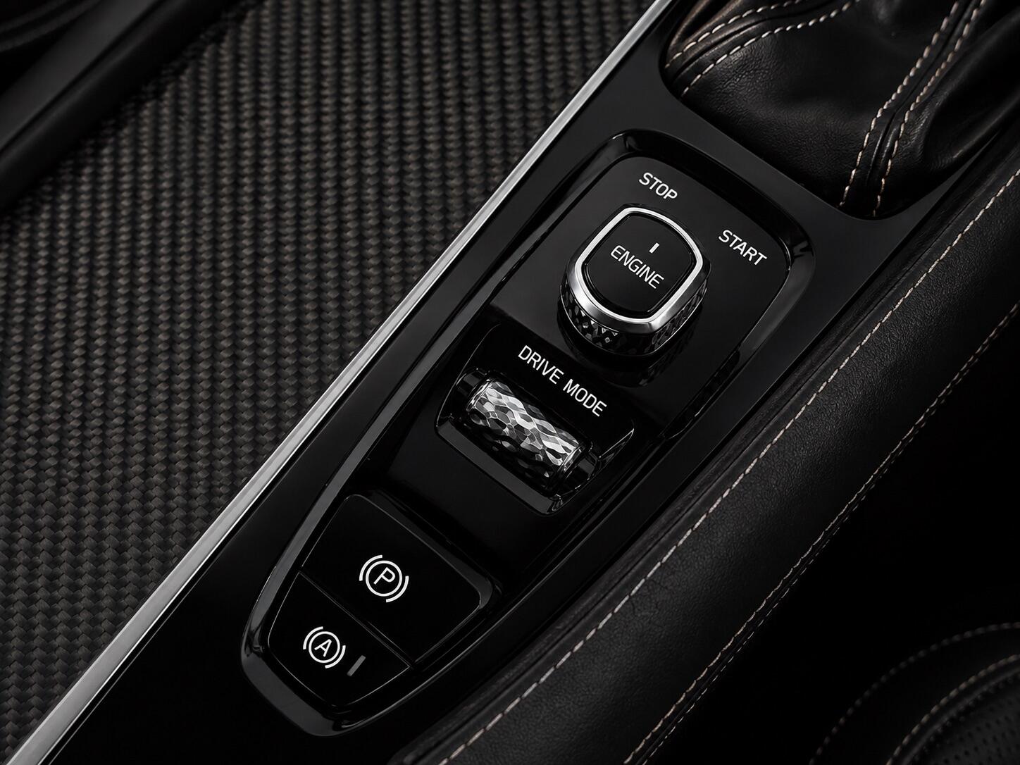 Volvo XC90 - Image 20