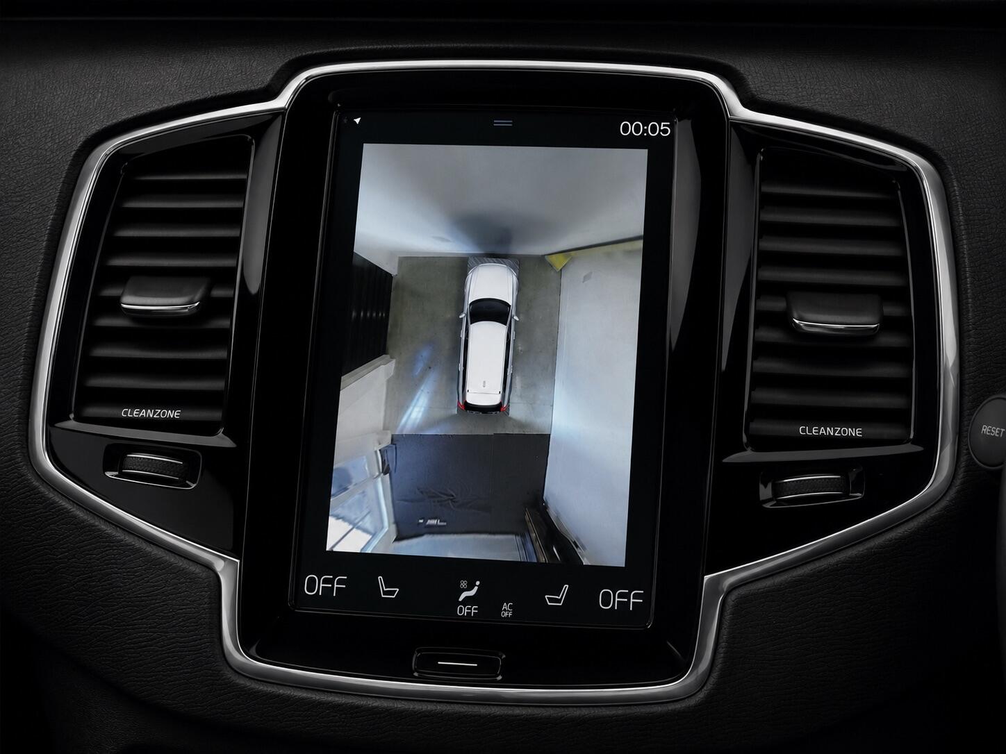 Volvo XC90 - Image 8