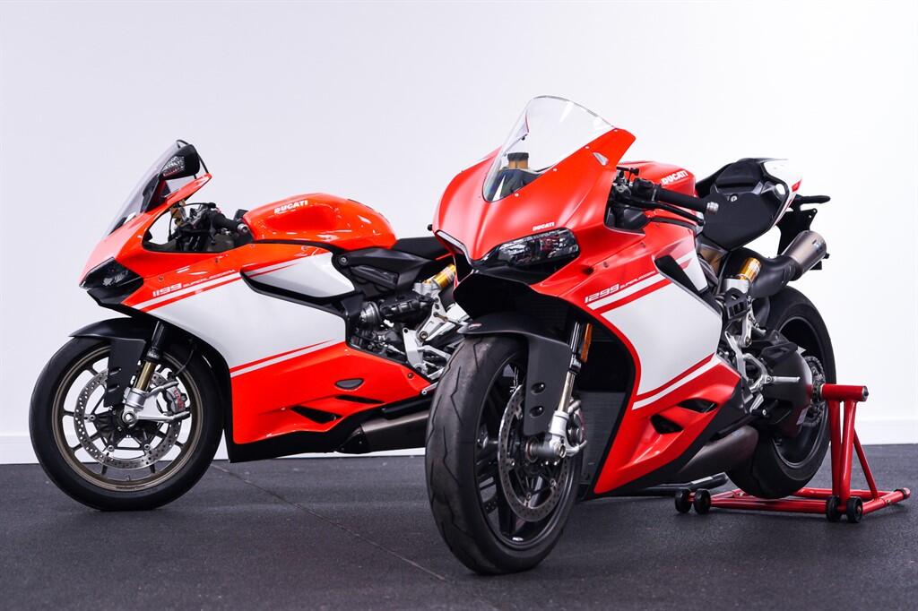 Ducati 1299 SUPERLEGGERA - Image 19