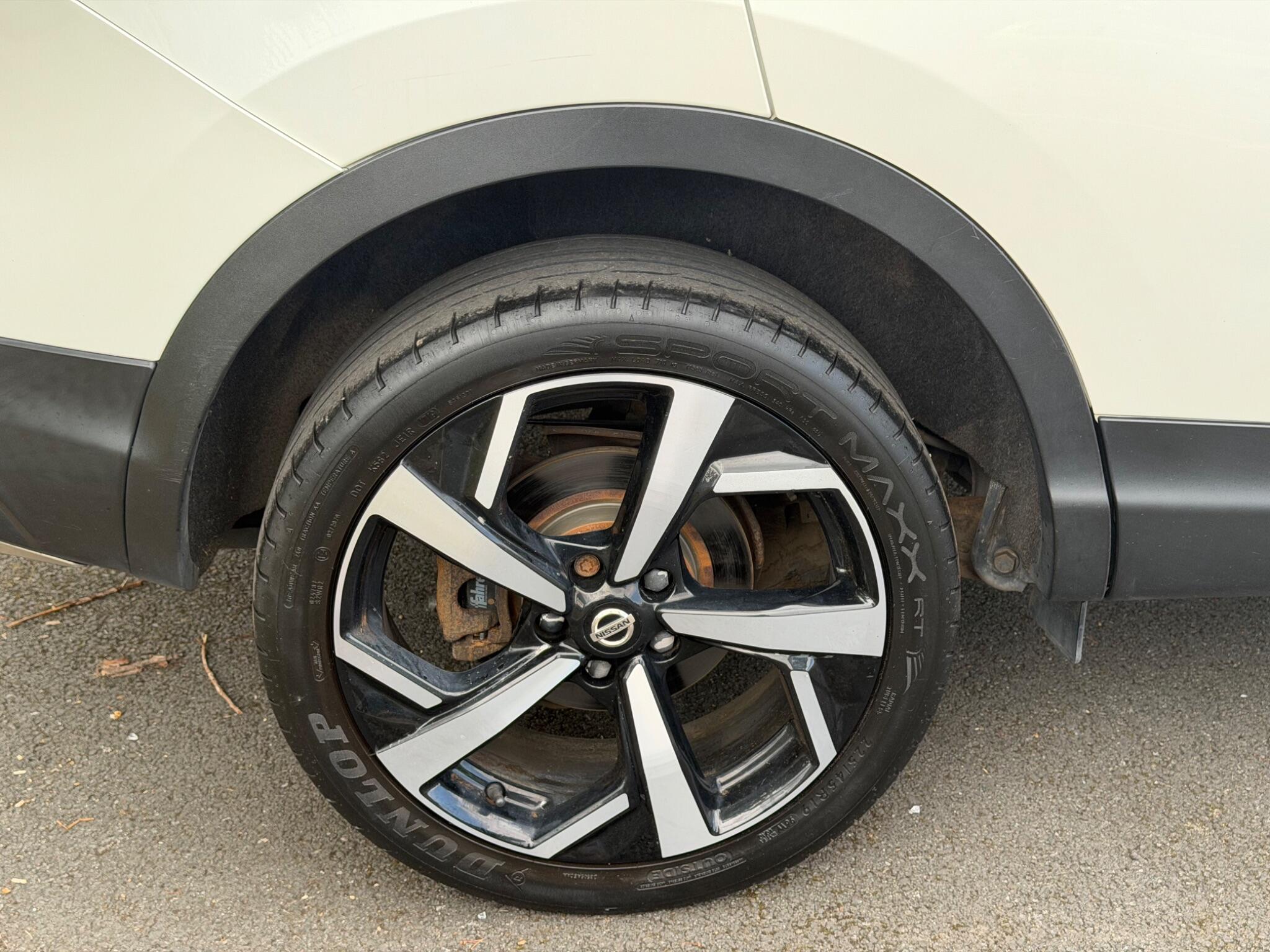 Nissan Qashqai - Image 10