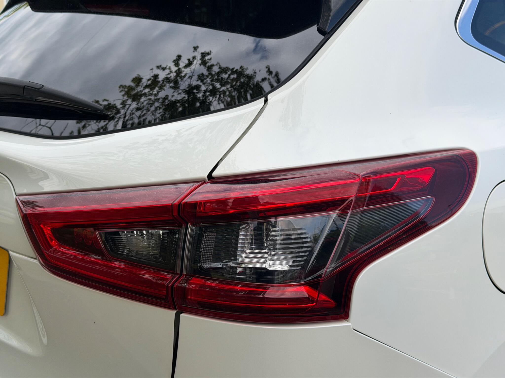 Nissan Qashqai - Image 17