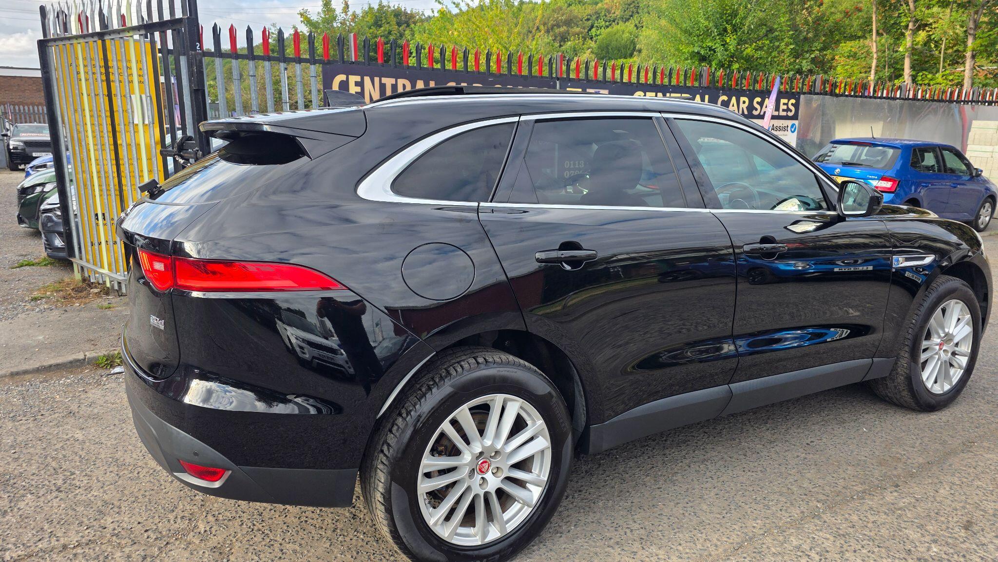 Jaguar F-Pace - Image 11