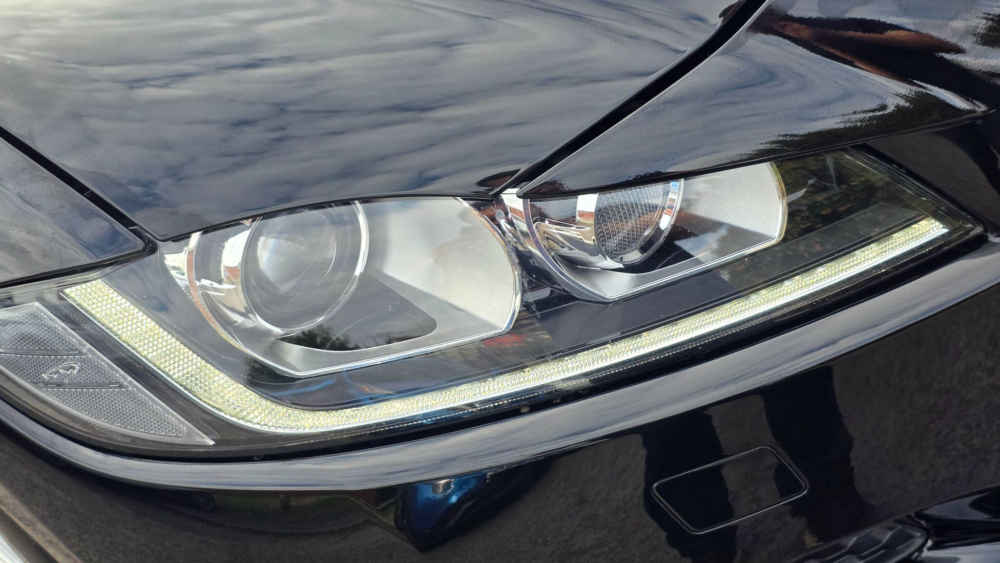Jaguar F-Pace - Image 12