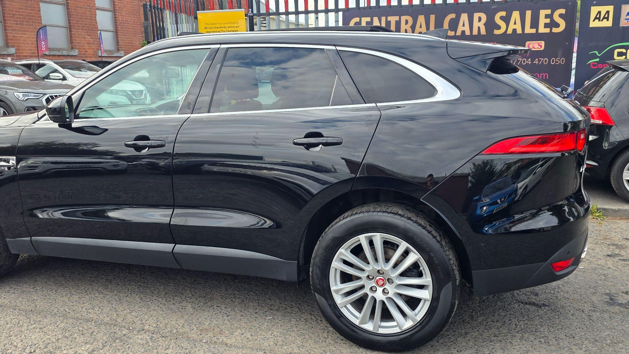 Jaguar F-Pace - Image 15