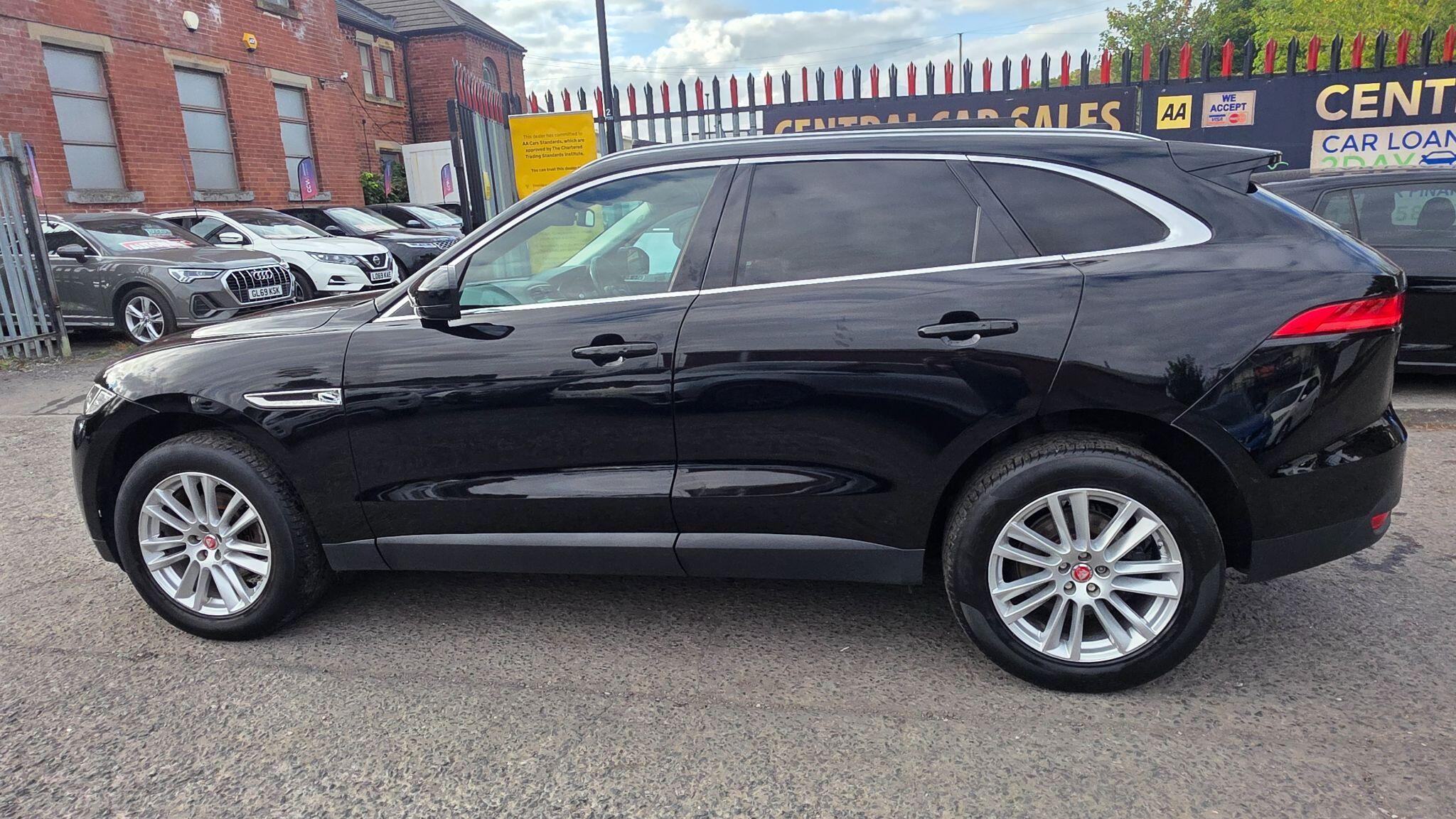 Jaguar F-Pace - Image 17