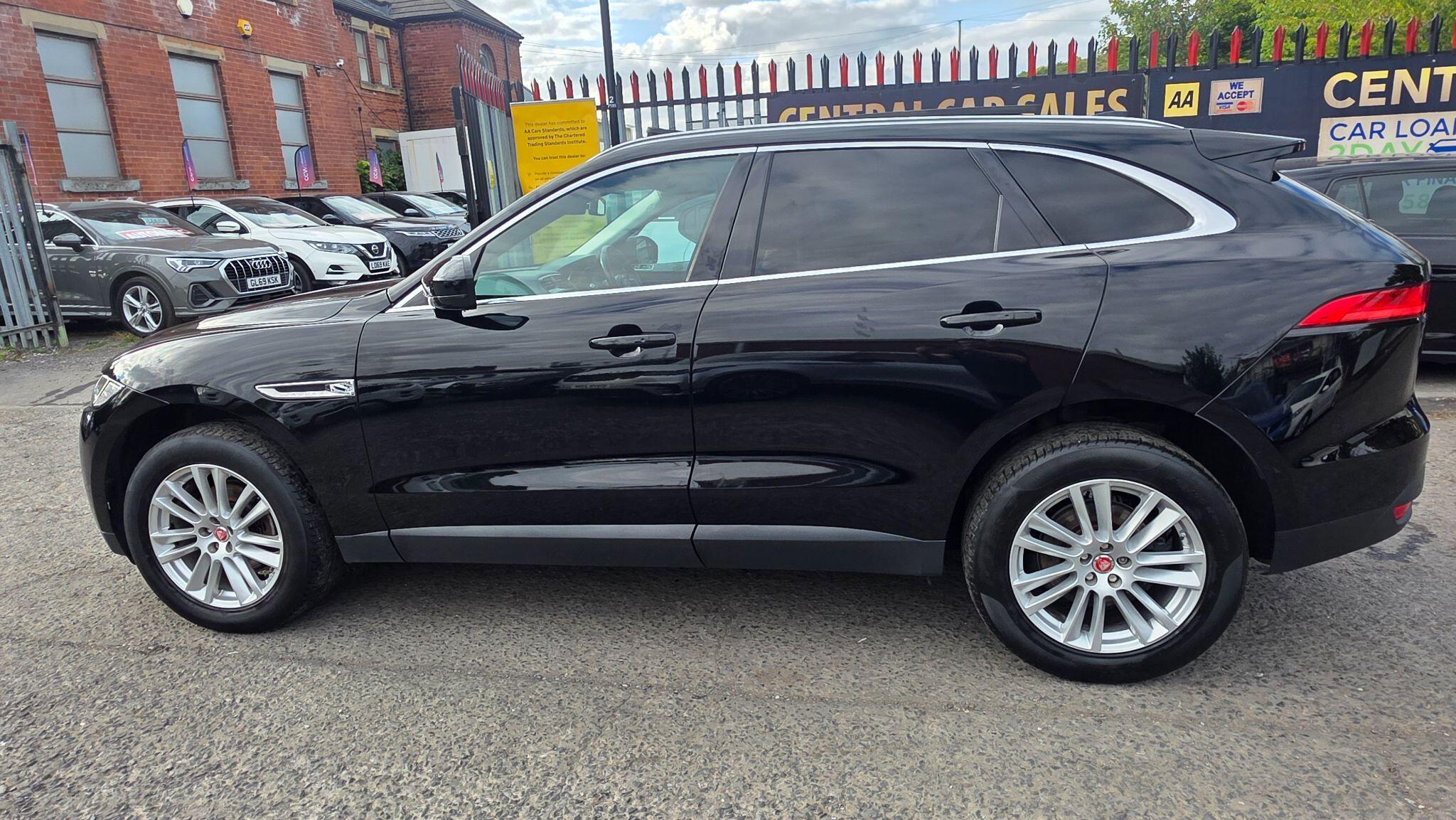 Jaguar F-Pace - Image 18