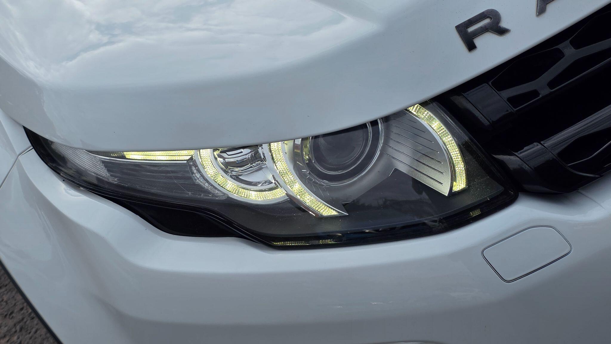 Land Rover Range Rover Evoque - Image 11