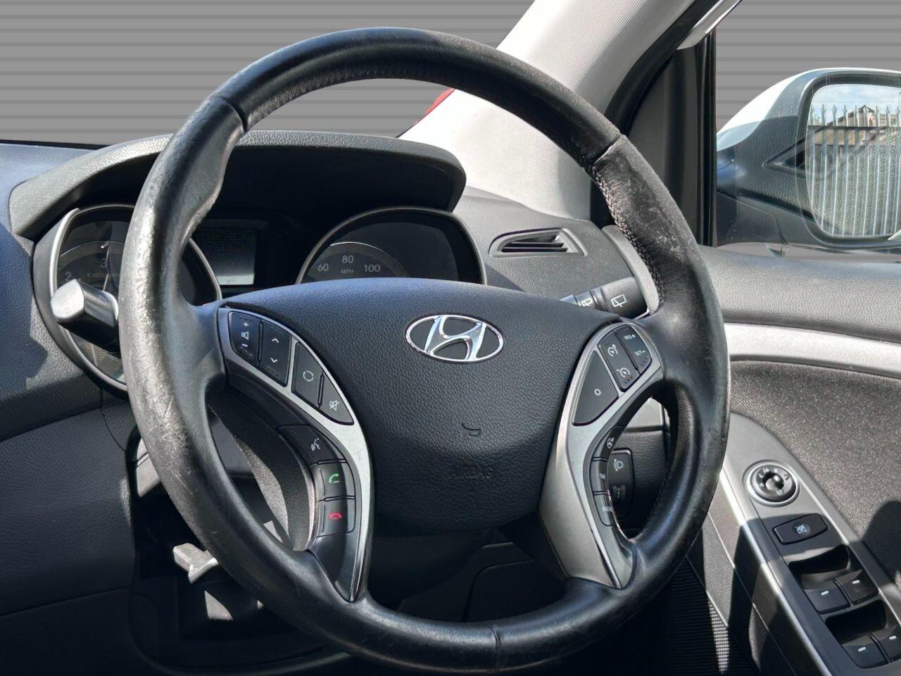 Hyundai i30 - Image 11