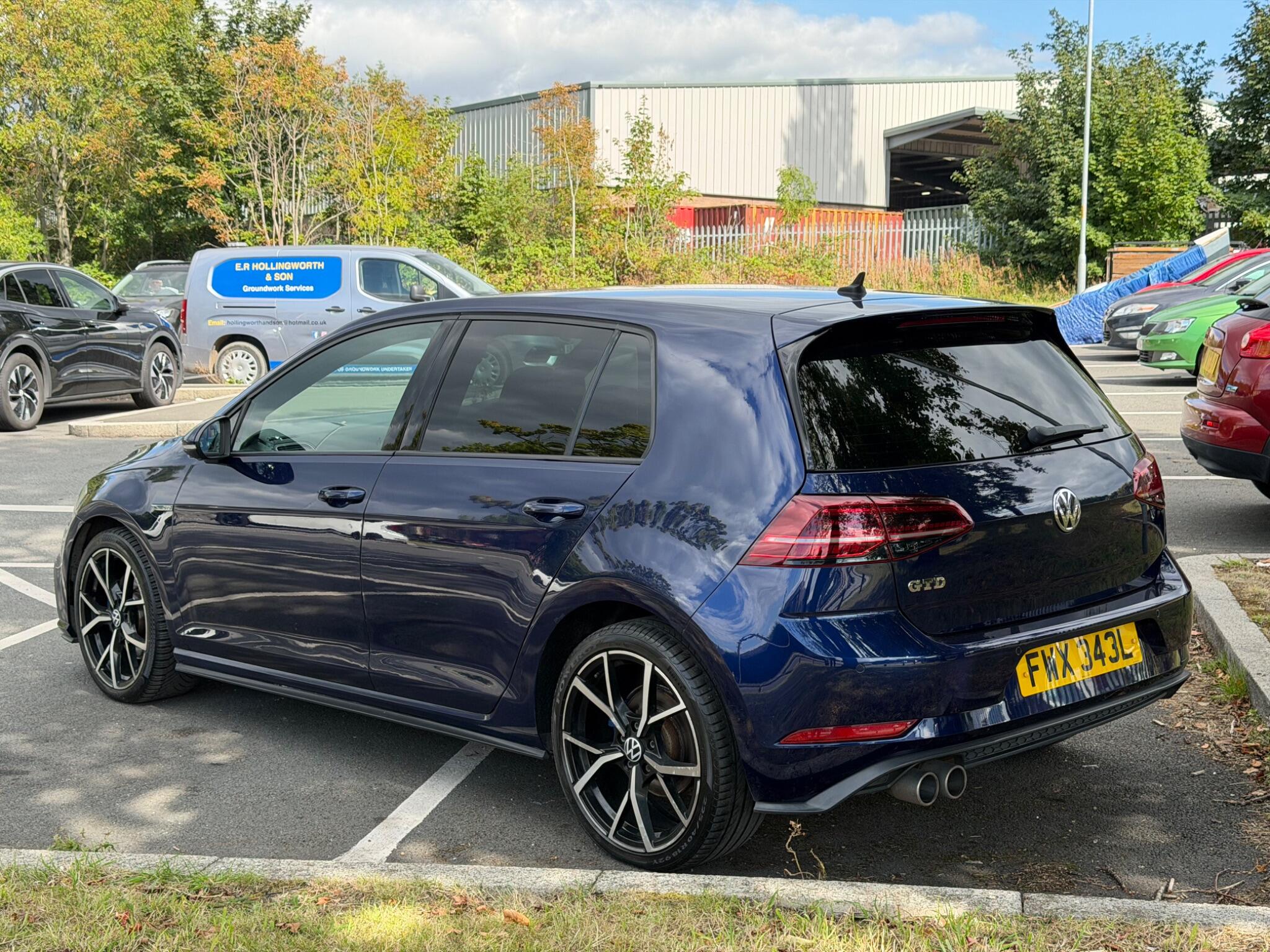 Volkswagen Golf - Image 5