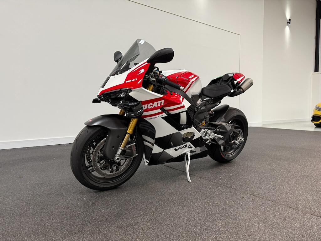 Ducati PANIGALE V4 - Image 7