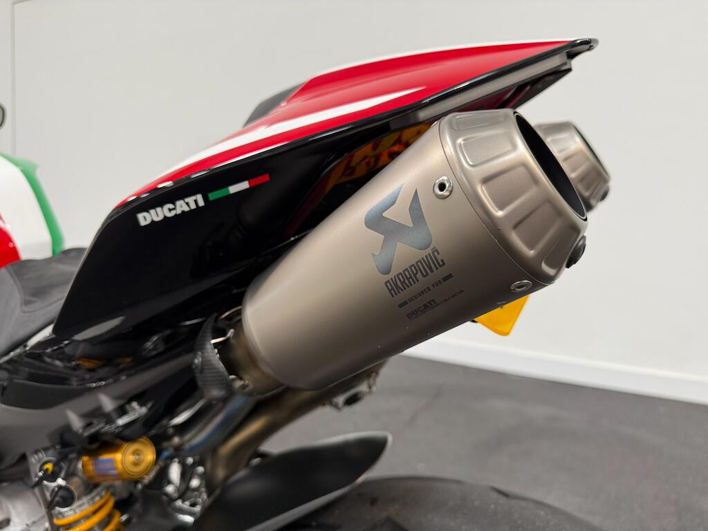 Ducati PANIGALE V4 - Image 11