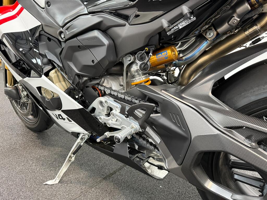 Ducati PANIGALE V4 - Image 12