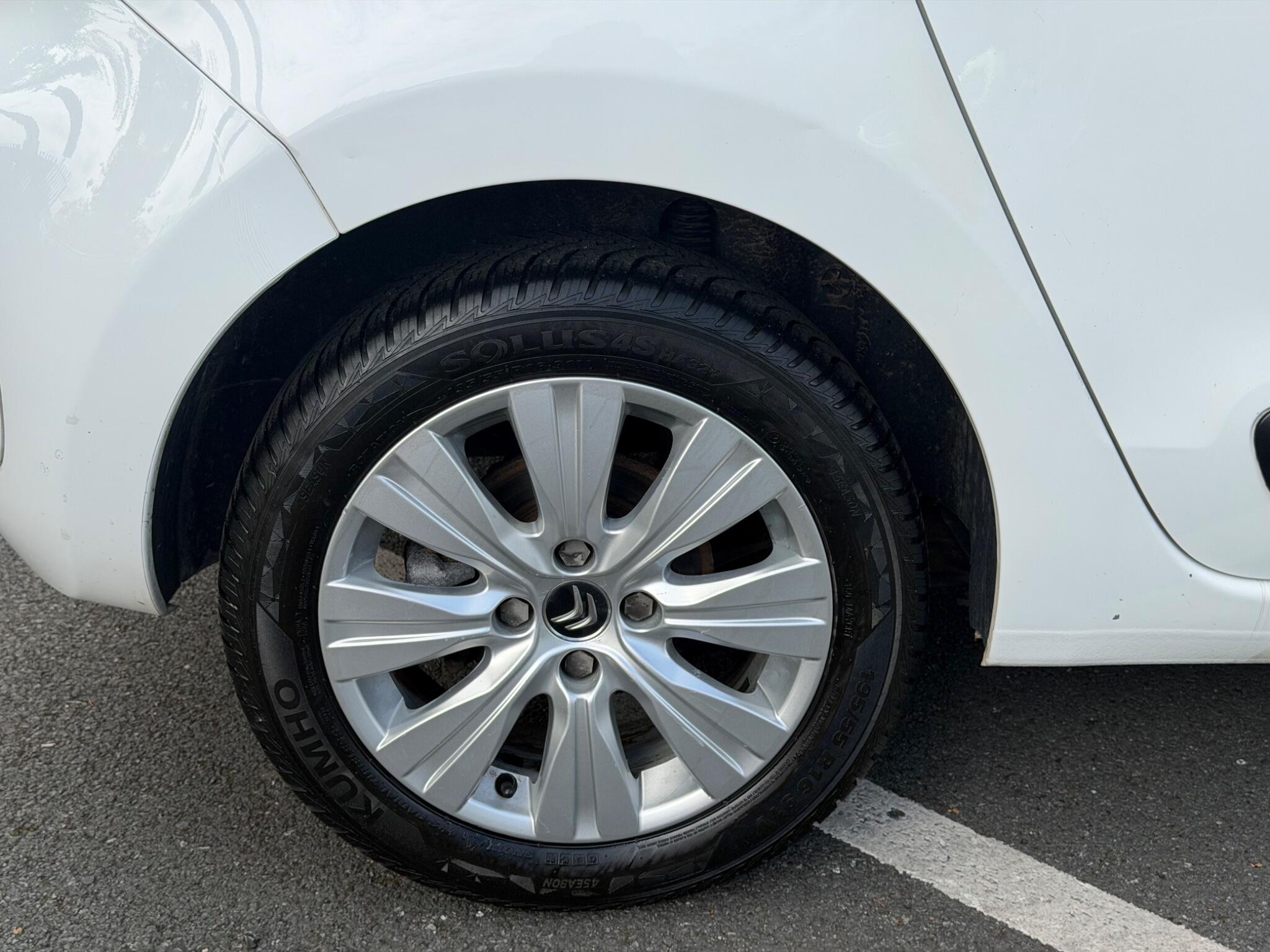 Citroen C3 Picasso - Image 8