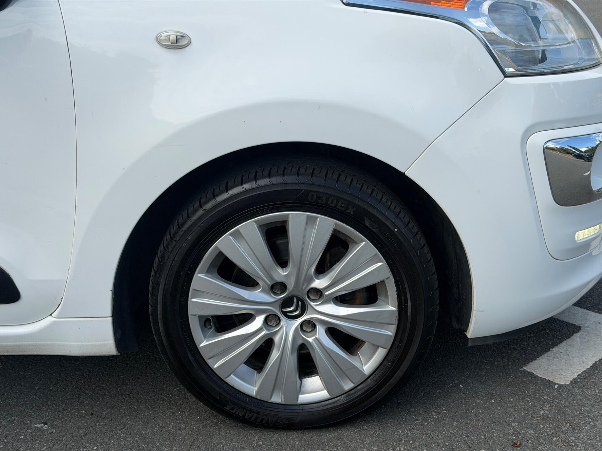Citroen C3 Picasso - Image 9