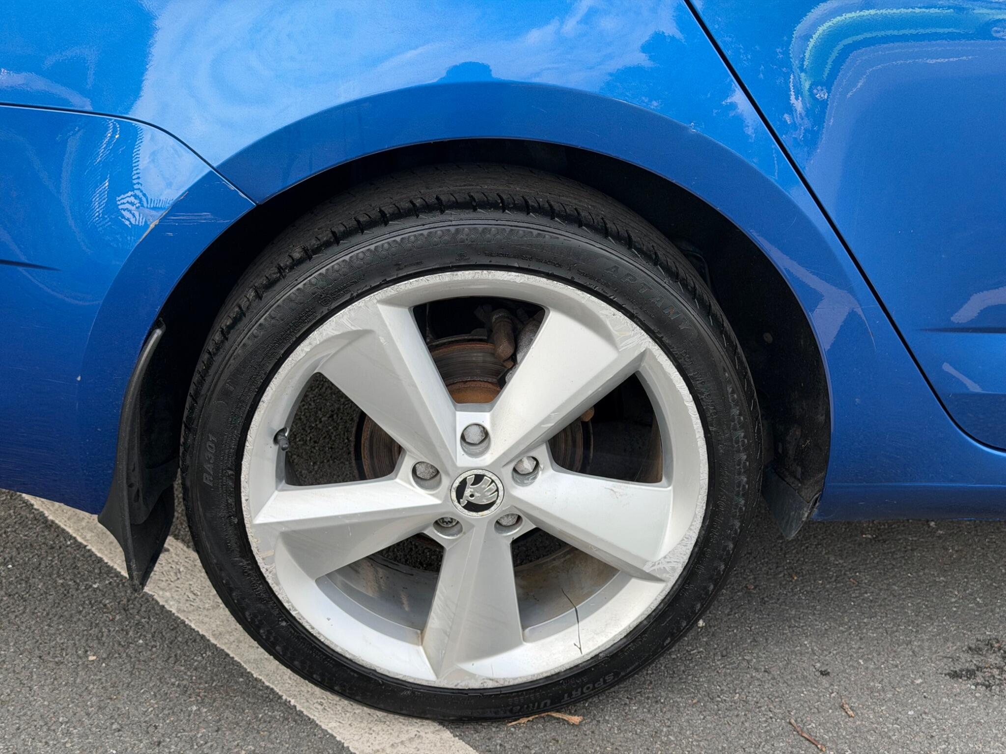 Skoda Octavia - Image 11